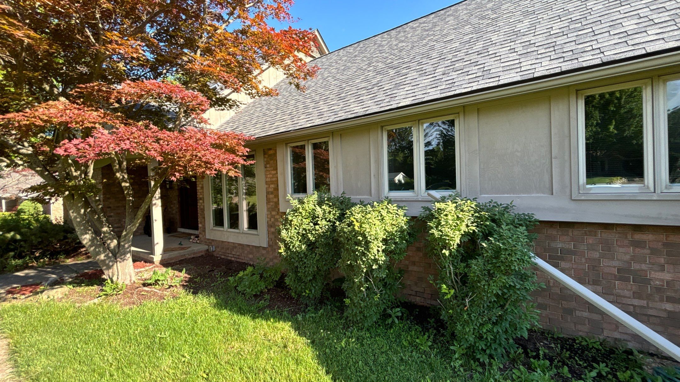 Siding Replacement using CertainTeed Monogram D5 Clapboard by 180 Contractors