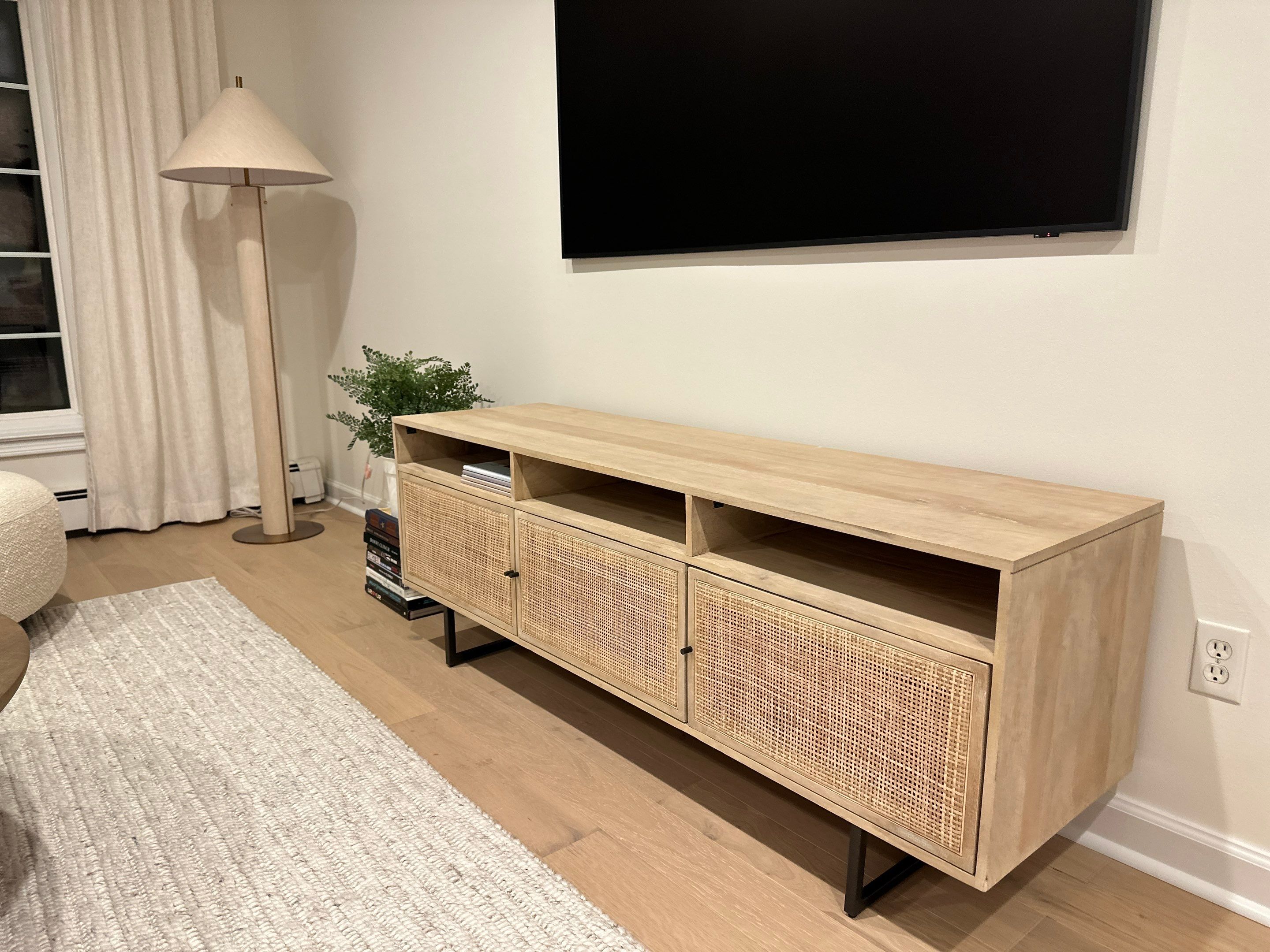 Family Room Remodel using Benjamin Moore by Home Concepts Construction