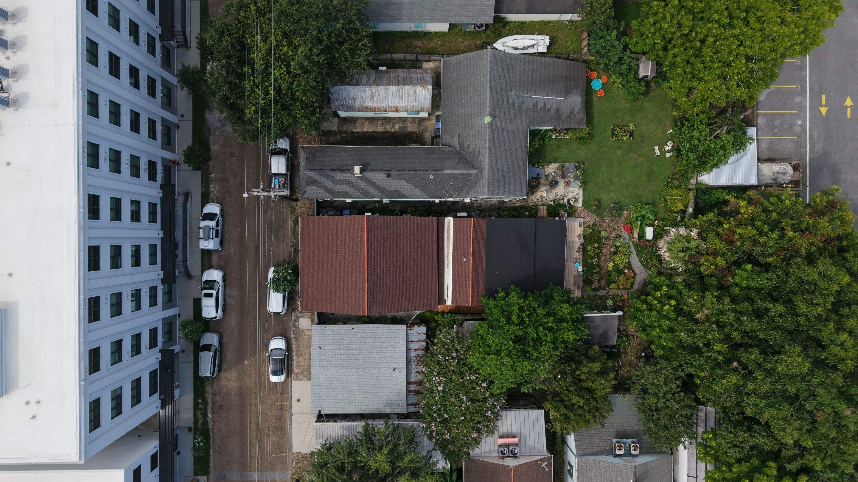 Roof Replacement in New Orleans by HDS Contractors
