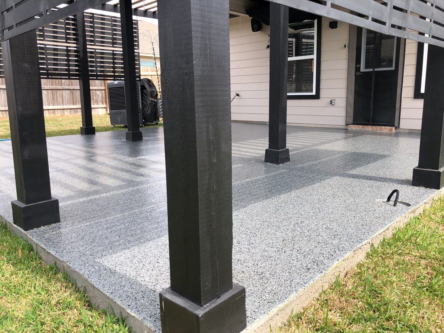 The Enclave at Horizon Pointe, Converse by TORO Garage Co