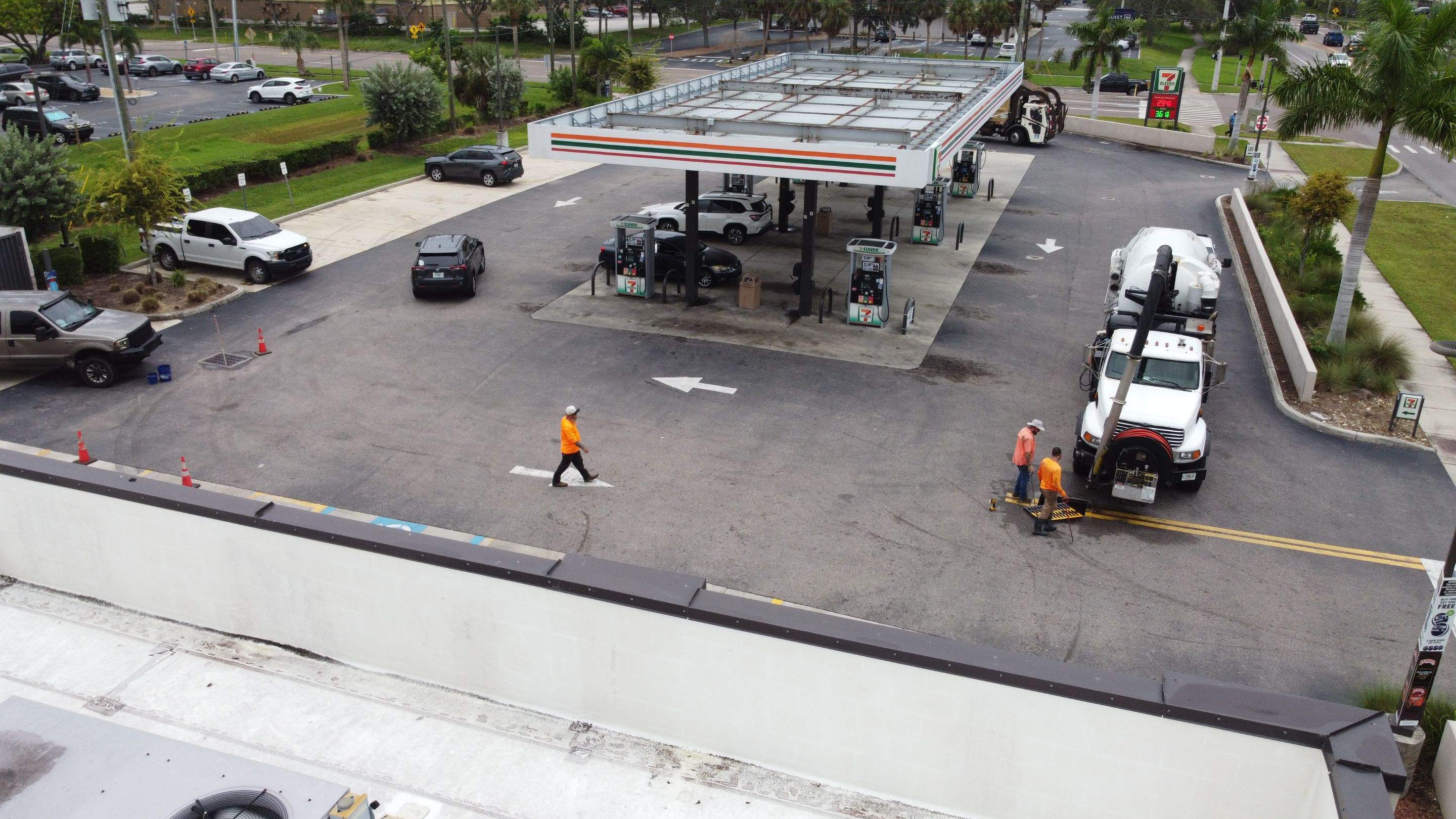 St. Petersburg 7-Eleven Stormwater System Cleaning by Don Mar, Inc. Storm Water Solutions