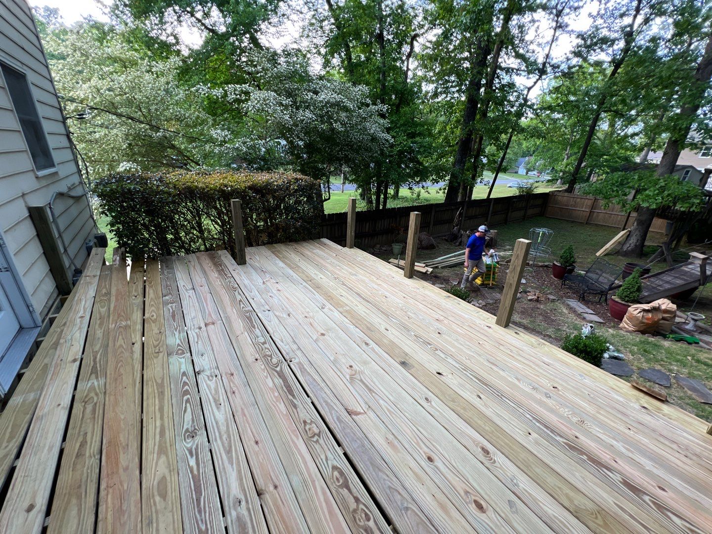 Oak Leaf Circle - Deck Installation  by Pillar and Pine