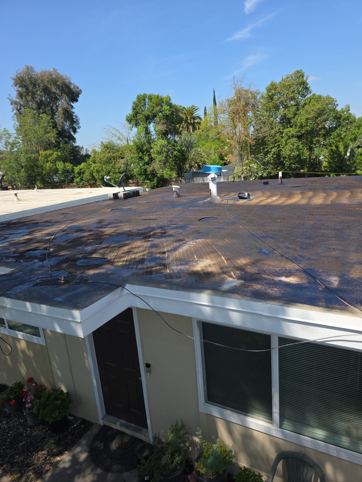 Foam Refurbish using Conklin Benchmark/PUMA XL coatings and spray foam by Straight Edge Roofing Inc