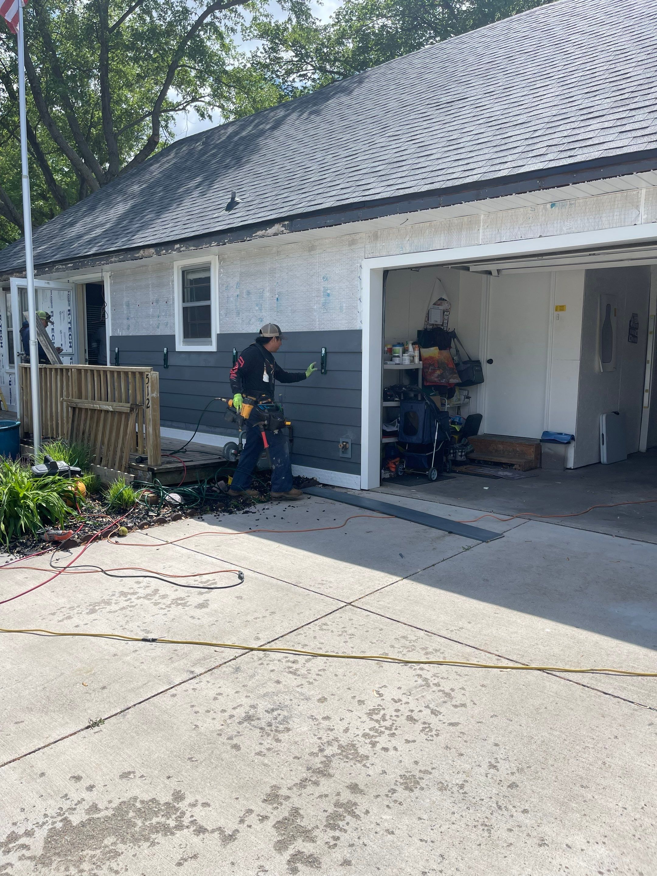 James Hardie by Lightning Exteriors