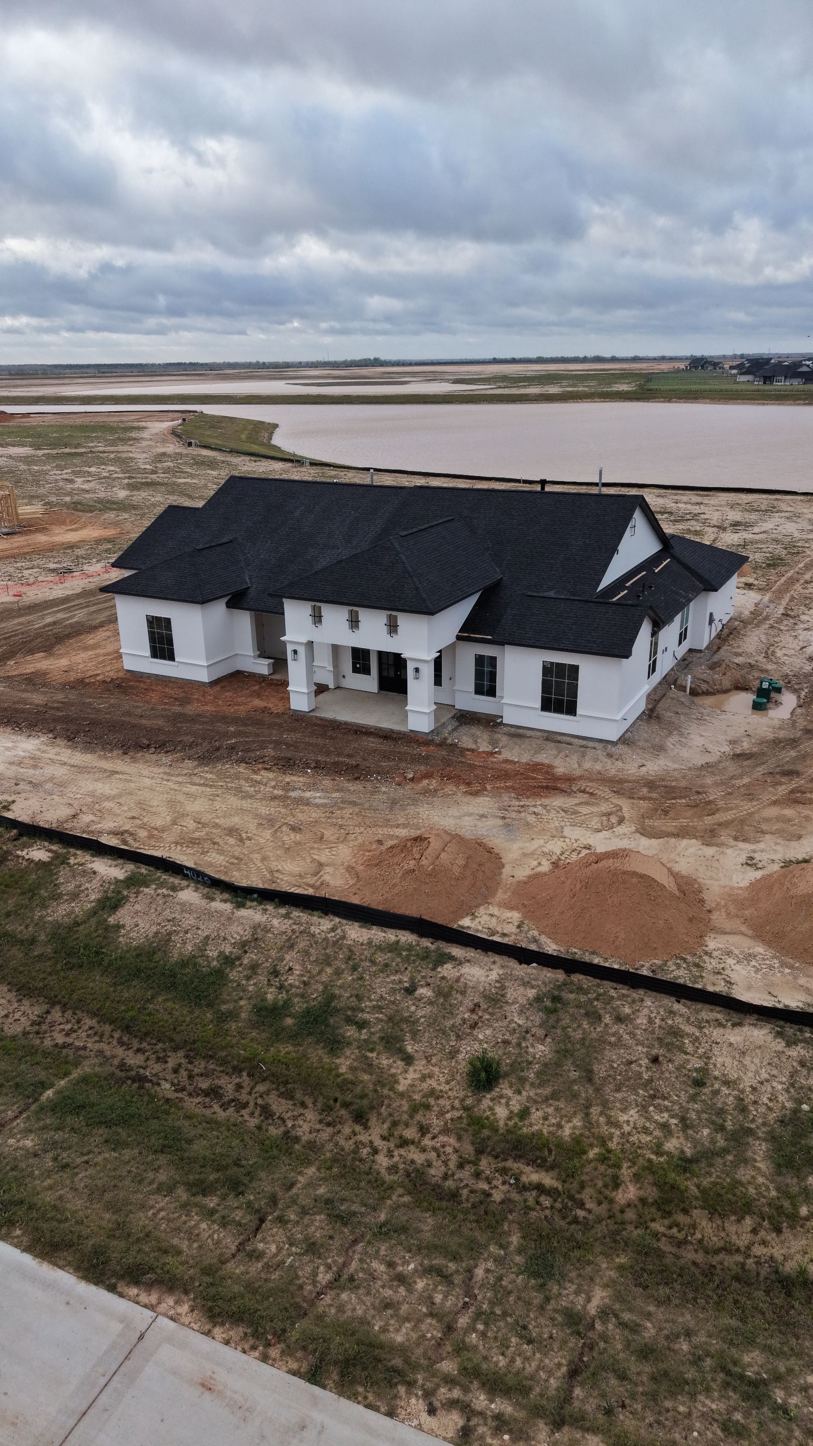 Custom Stucco Masterpiece with Precision Foam Detailing – Waller, TX by Apex Conventional Stucco Llc