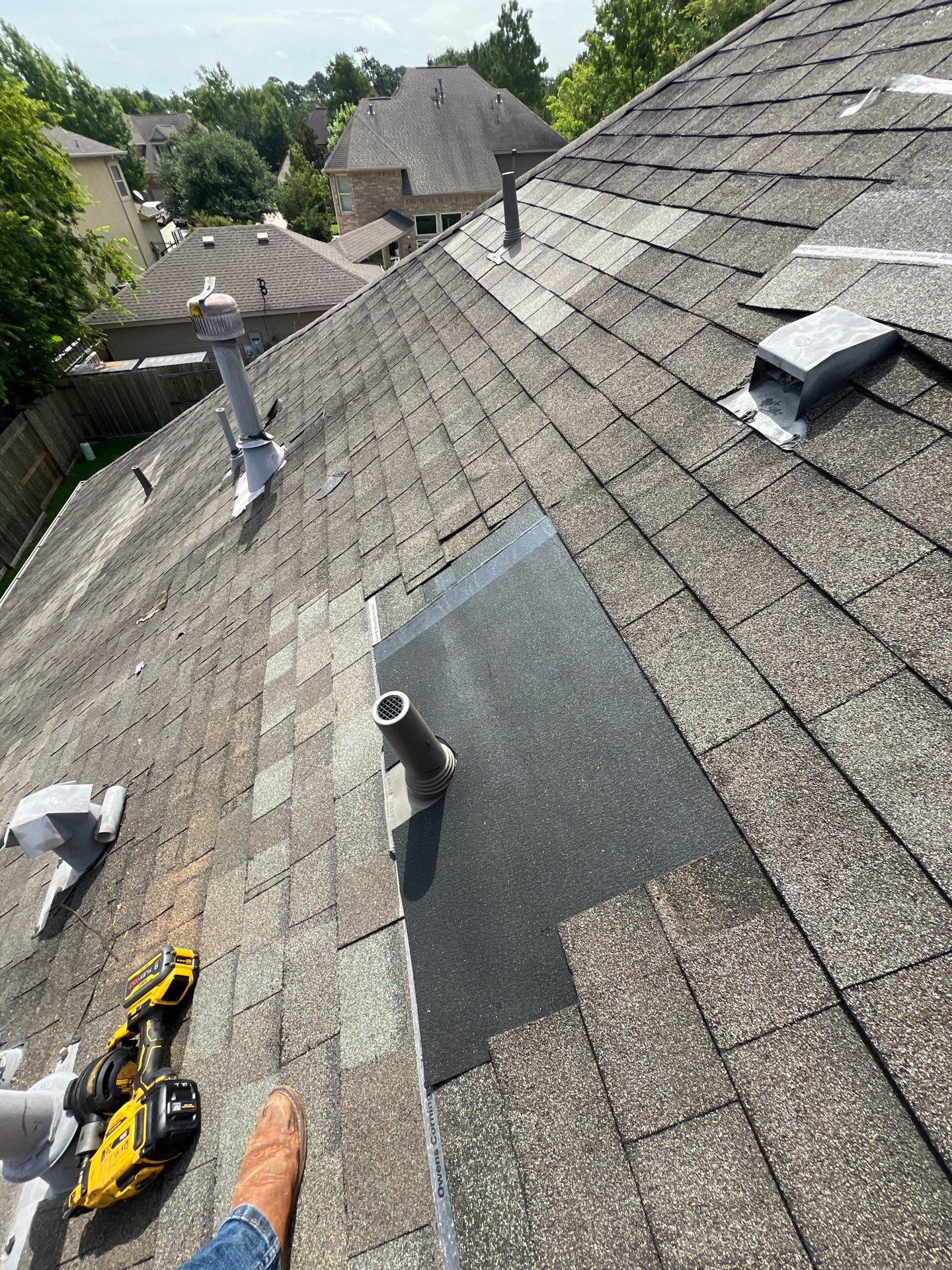 Hail Damage using Owen's Corning Duration (Lifetime) Shingles by Roof Repair Company