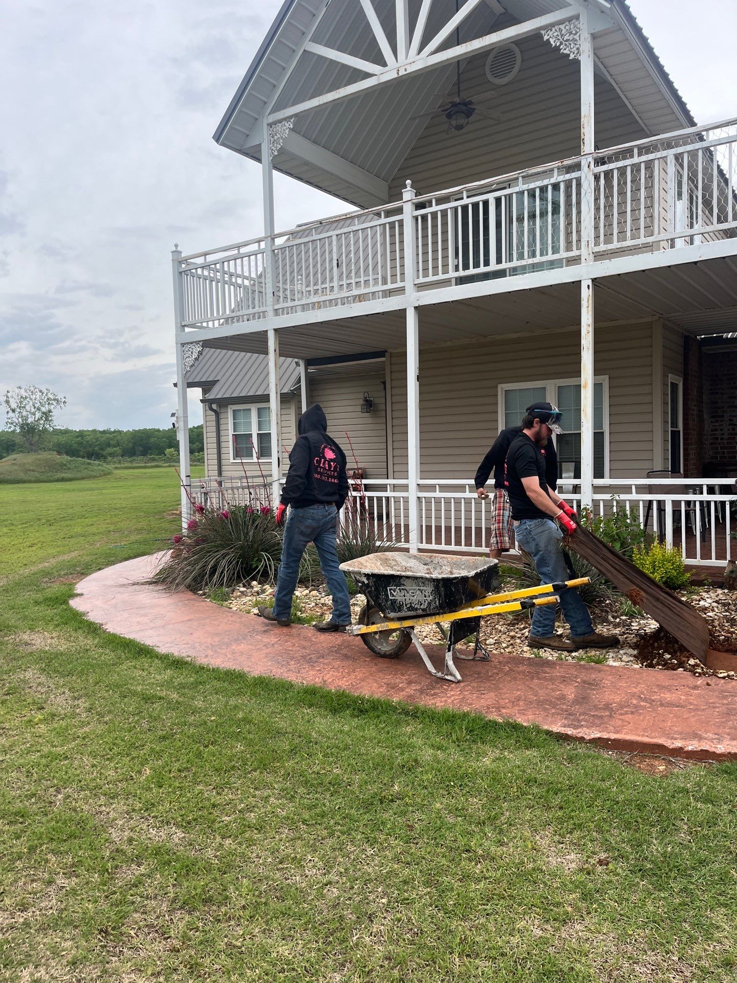 Landscape by Clays Services Inc