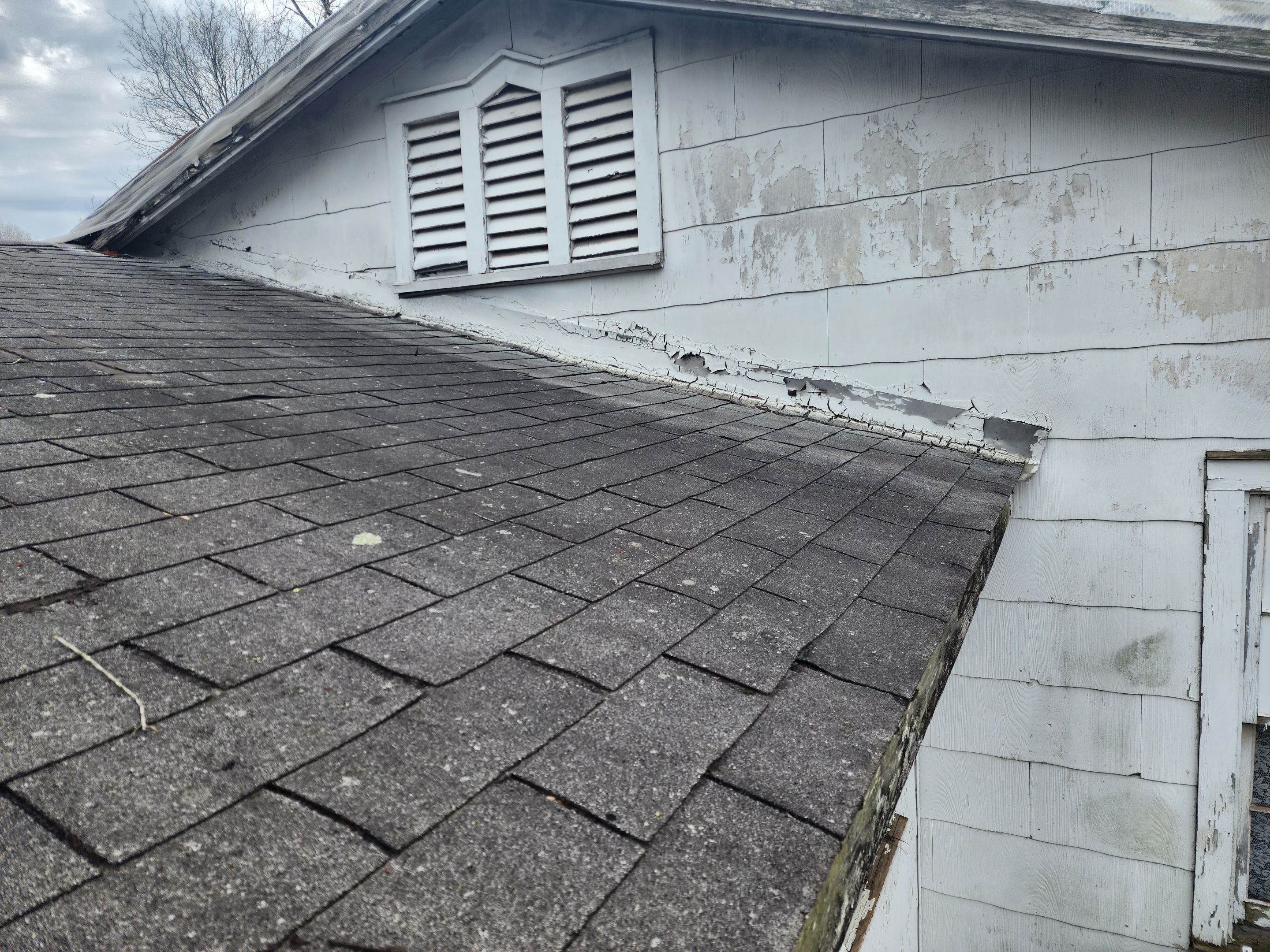 Residential Roofing Installation using 29 Gauge Galvalume Metal by Hostetler Roofing