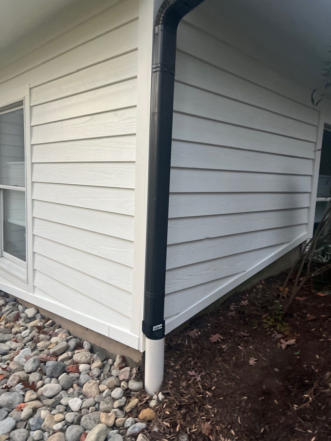 Arlington: Bevel Cedar Wood Siding Restoration by RM Banning, Inc.