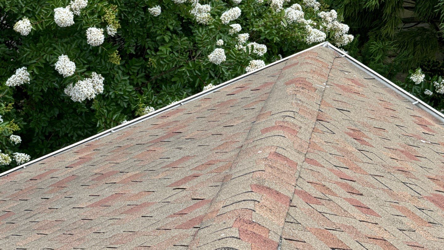 McLean: Residential Roof Installation with Landmark Pro Designer Shingles in Max Def Moire Black by RM Banning, Inc.