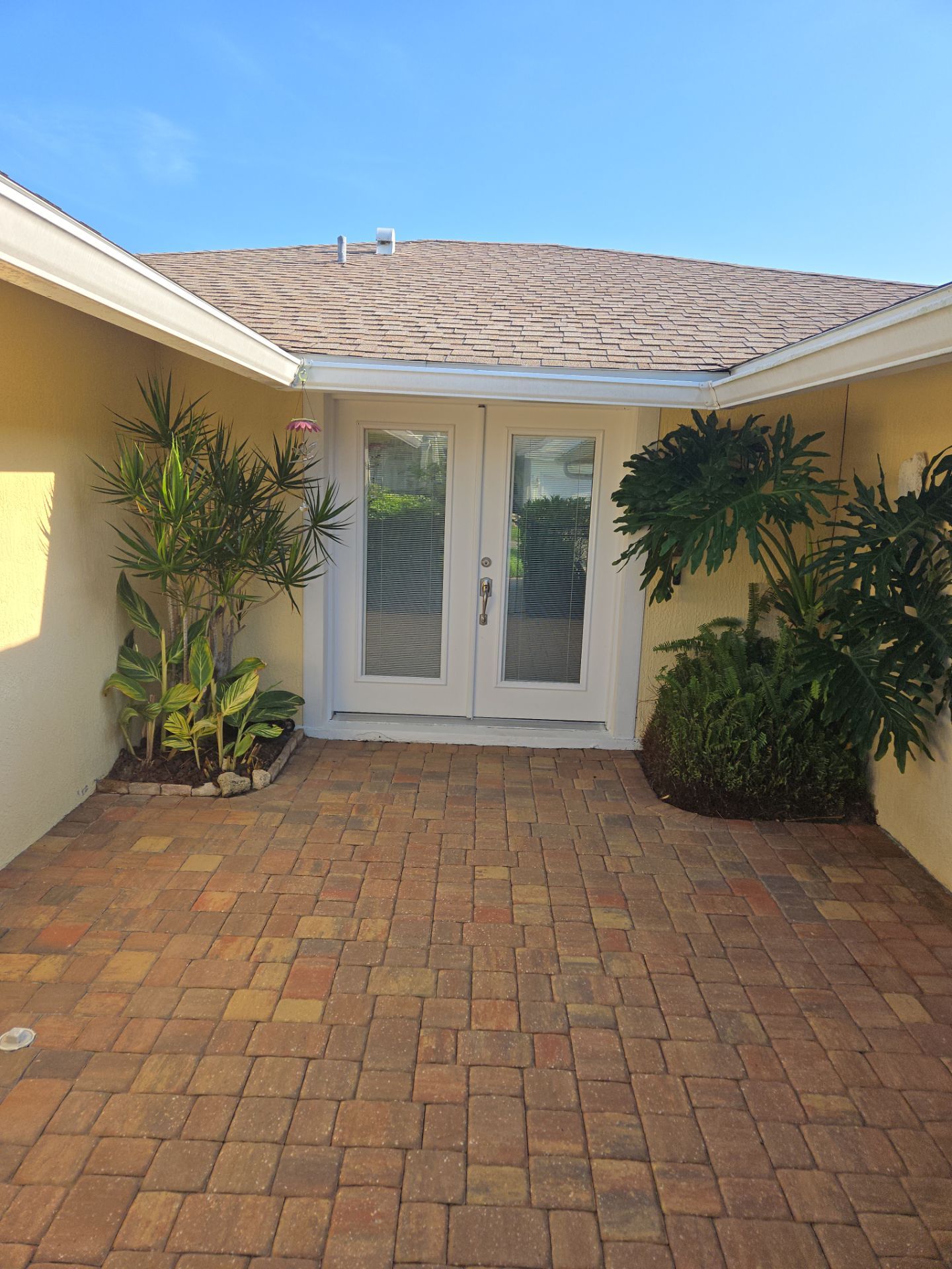 Paver Driveway using Concrete Sealant by DuraSeal
