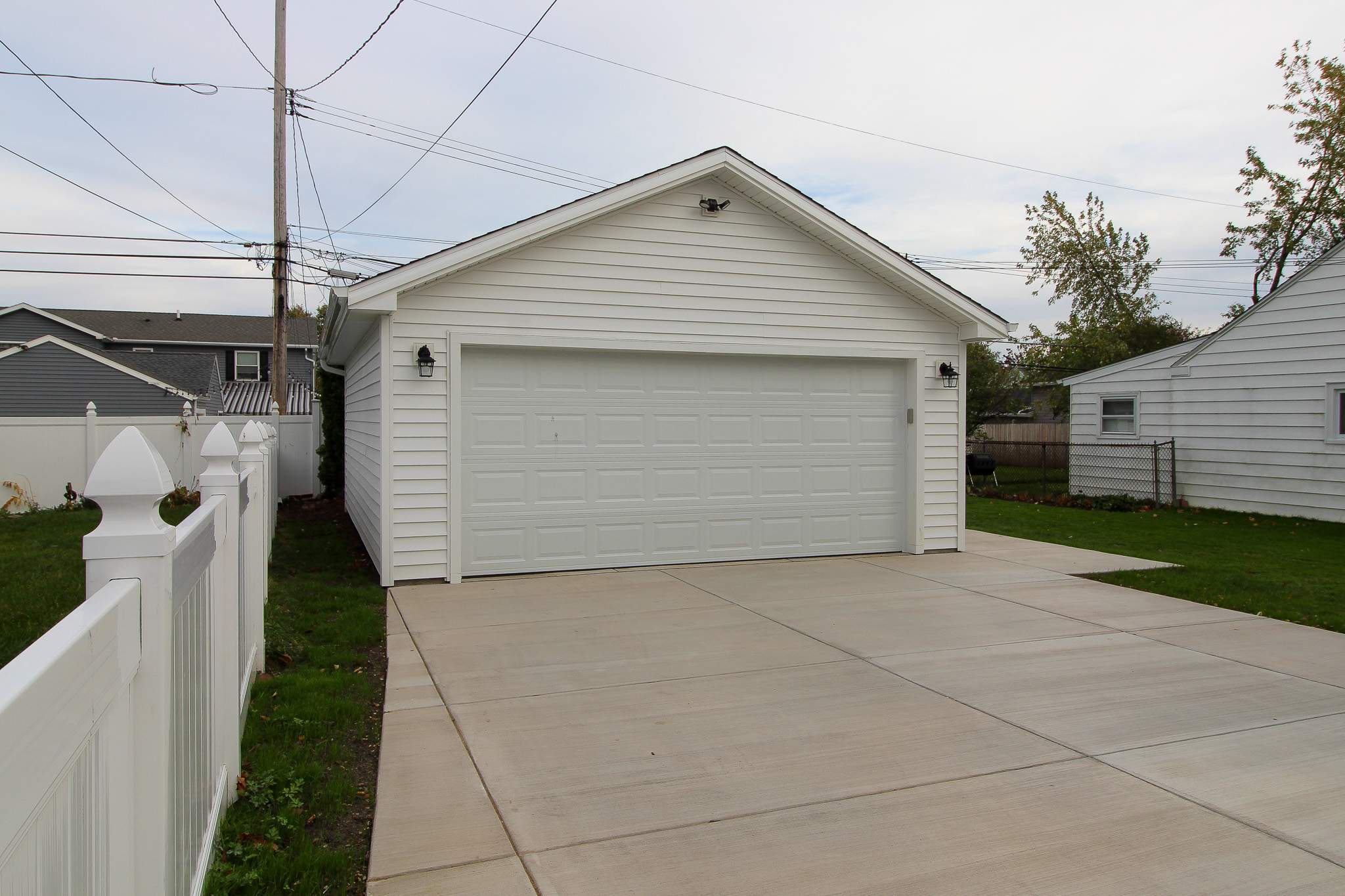 Garage And Concrete by Ivy Lea Construction