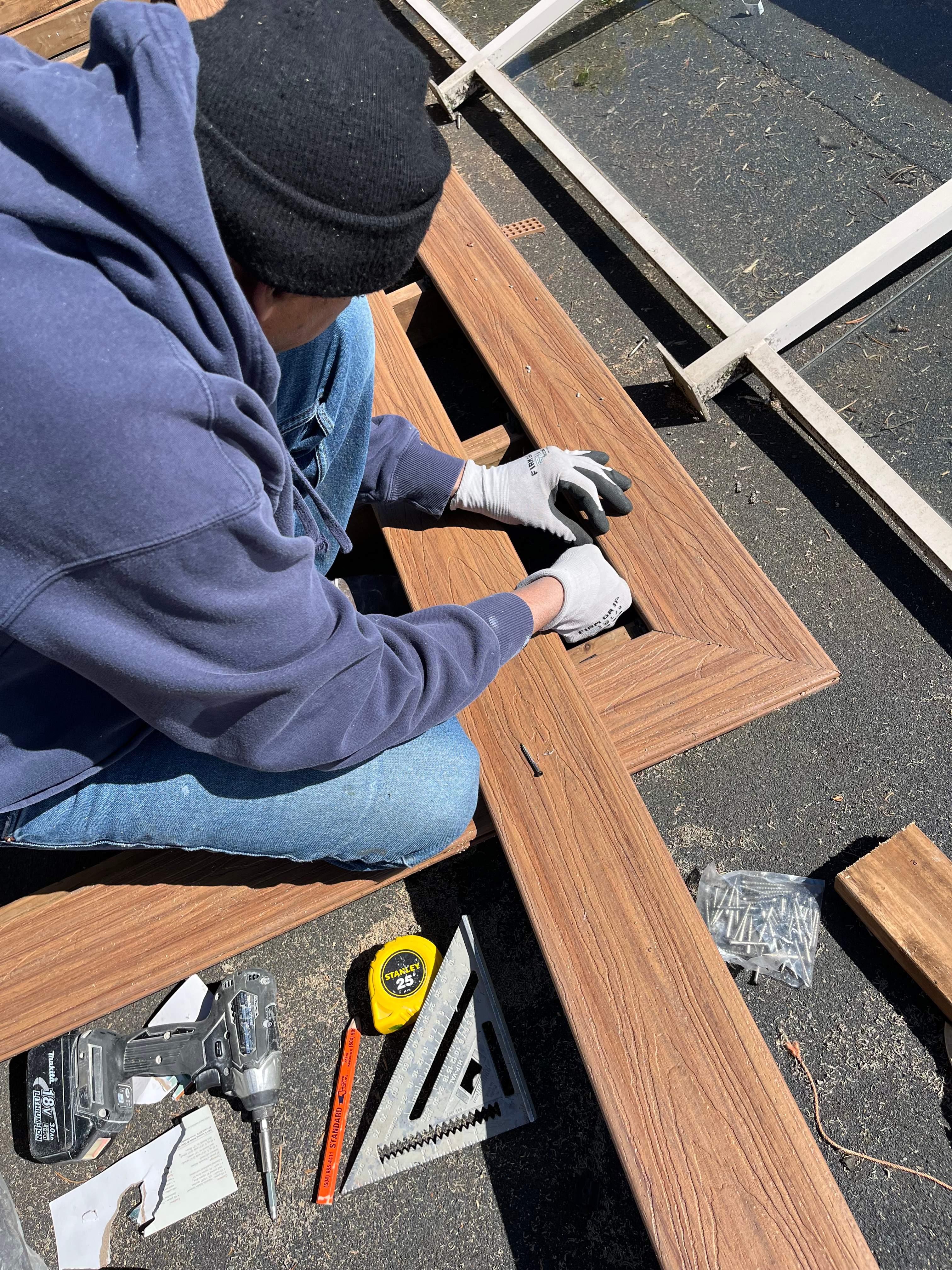 New Composite Deck - West Vancouver by YVR Construction Group