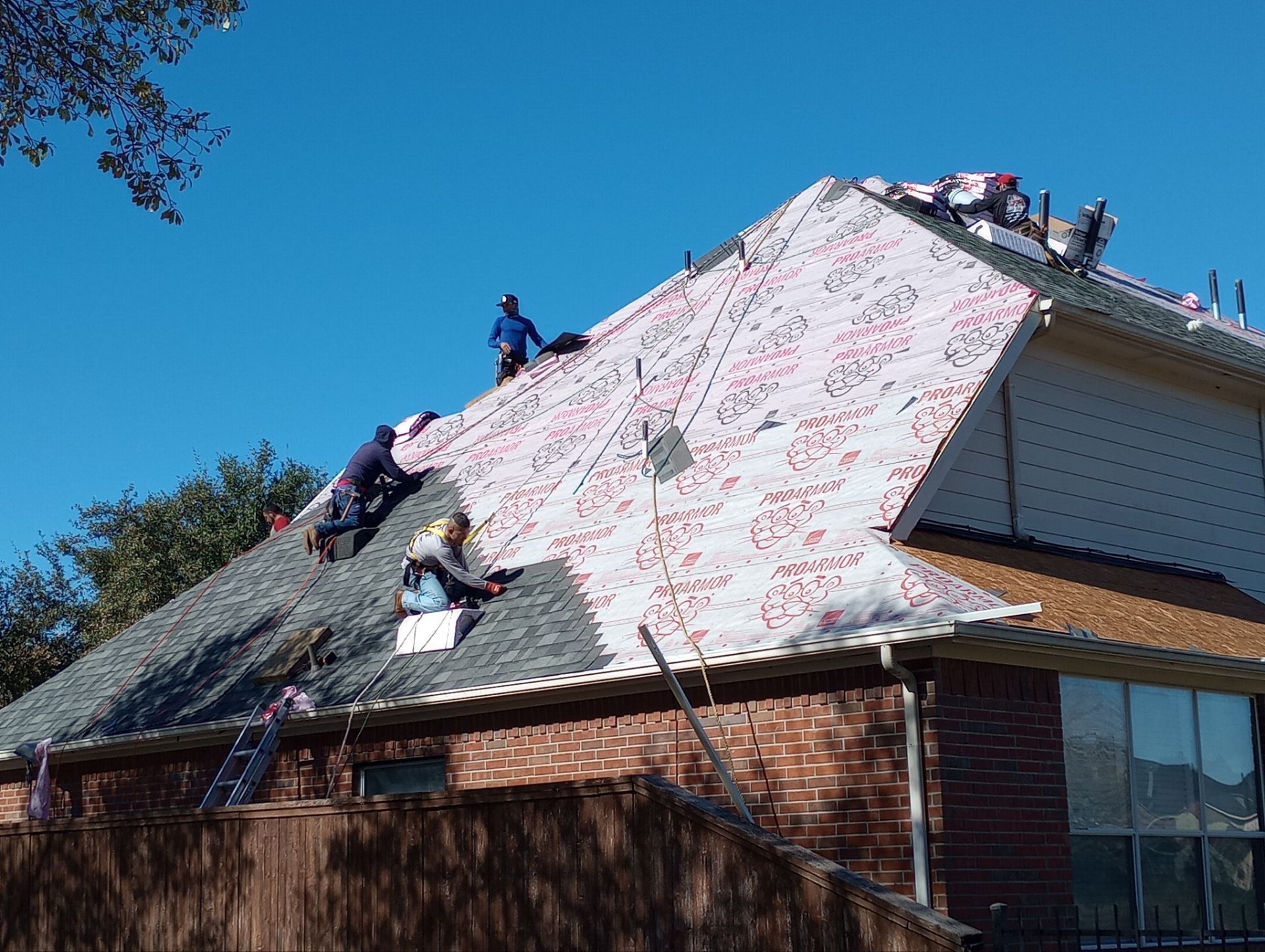 Residential Roofing Installation using Owen's Corning Duration (Lifetime) Shingles by Roof Repair Company