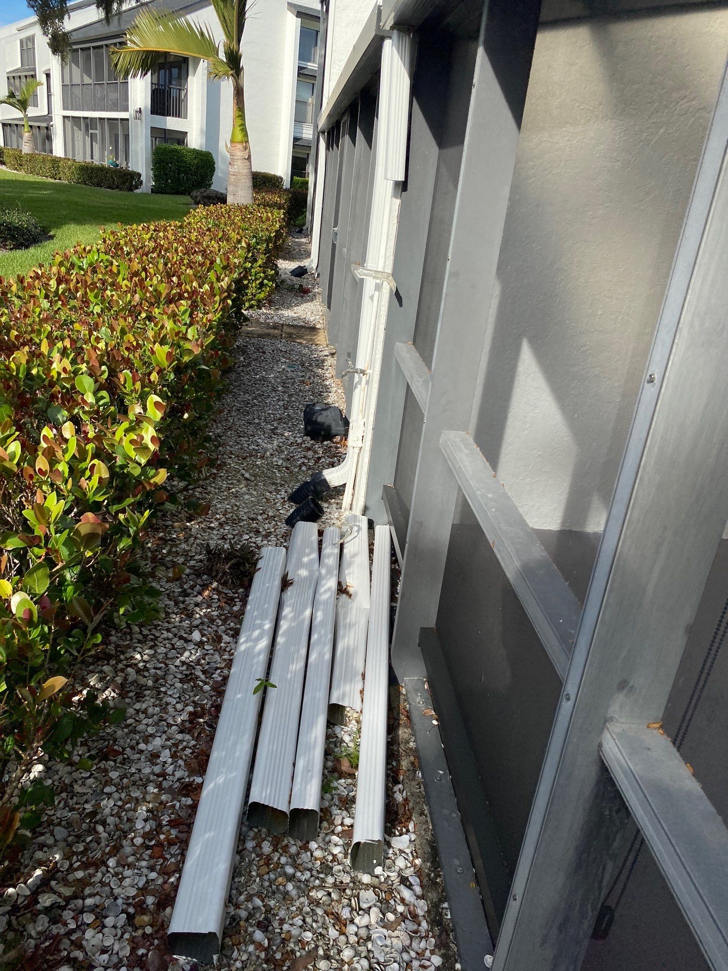 Gutter cleaning all buildings are the same for 6 units in Fort Myers FL by Gutter Professors