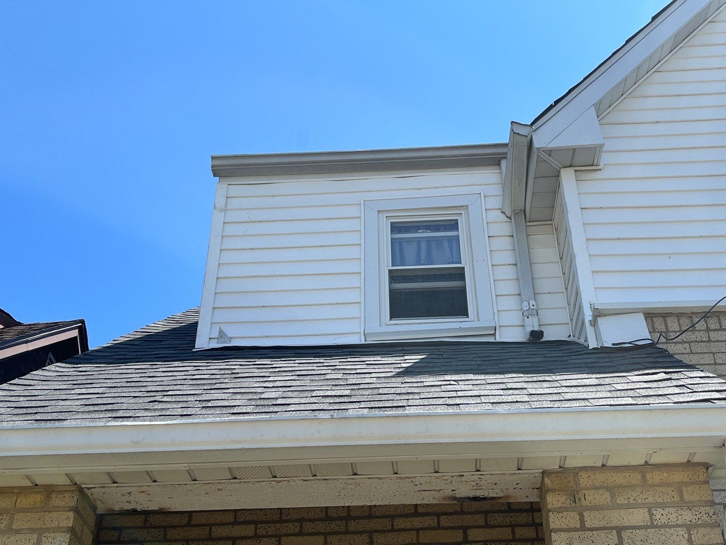 Roof Replacement by G2