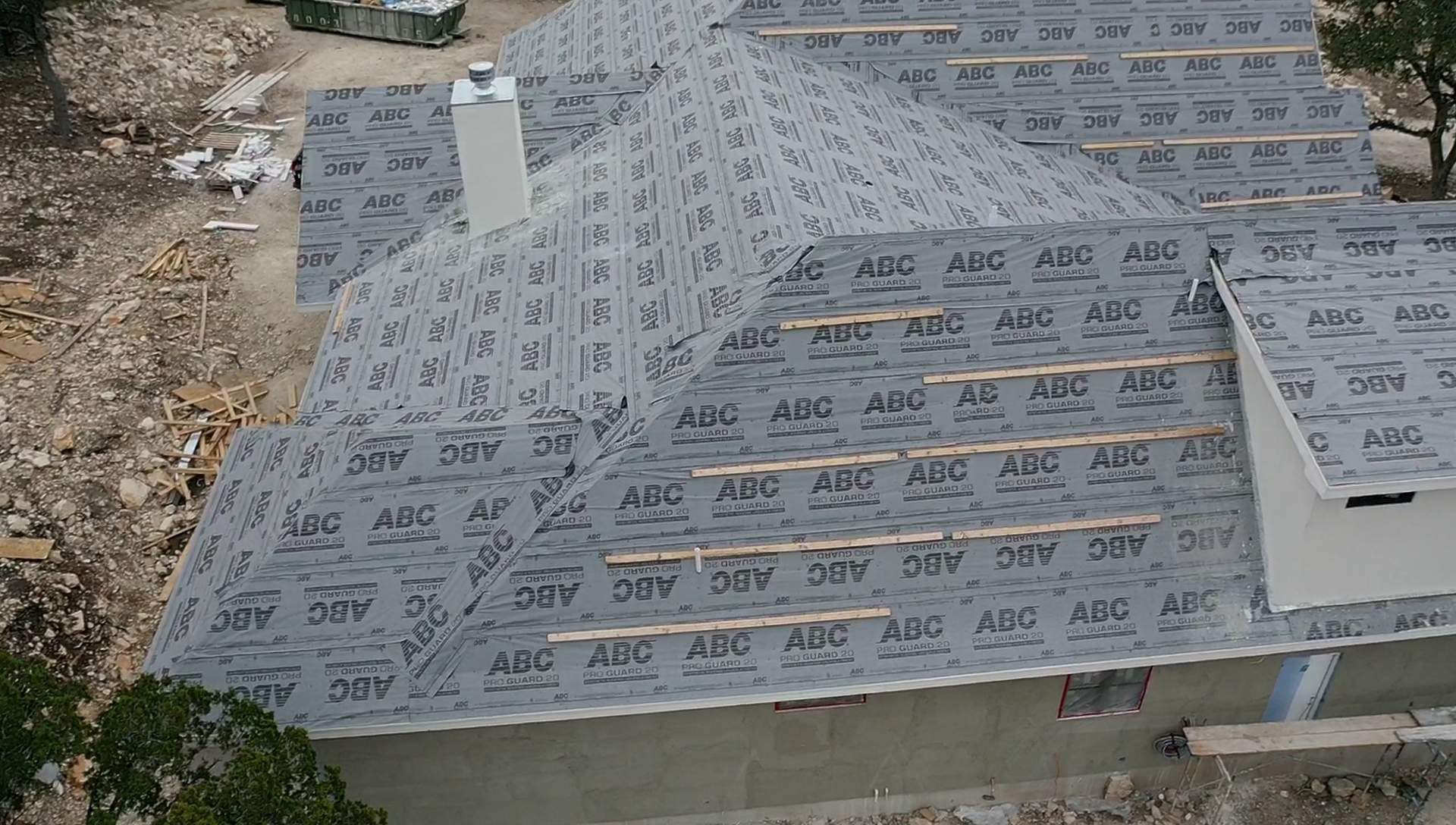 New Home Construction using Owens Corning 30 year Architectural Shingles by Premier Roofing and Contracting