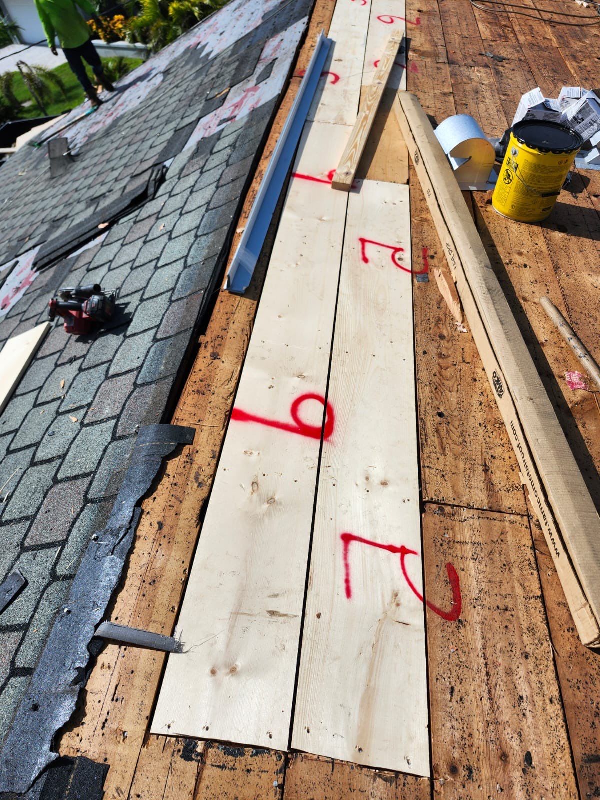 Project in St. Petersburg 33705 by Mitchell Roofing Company LLC 