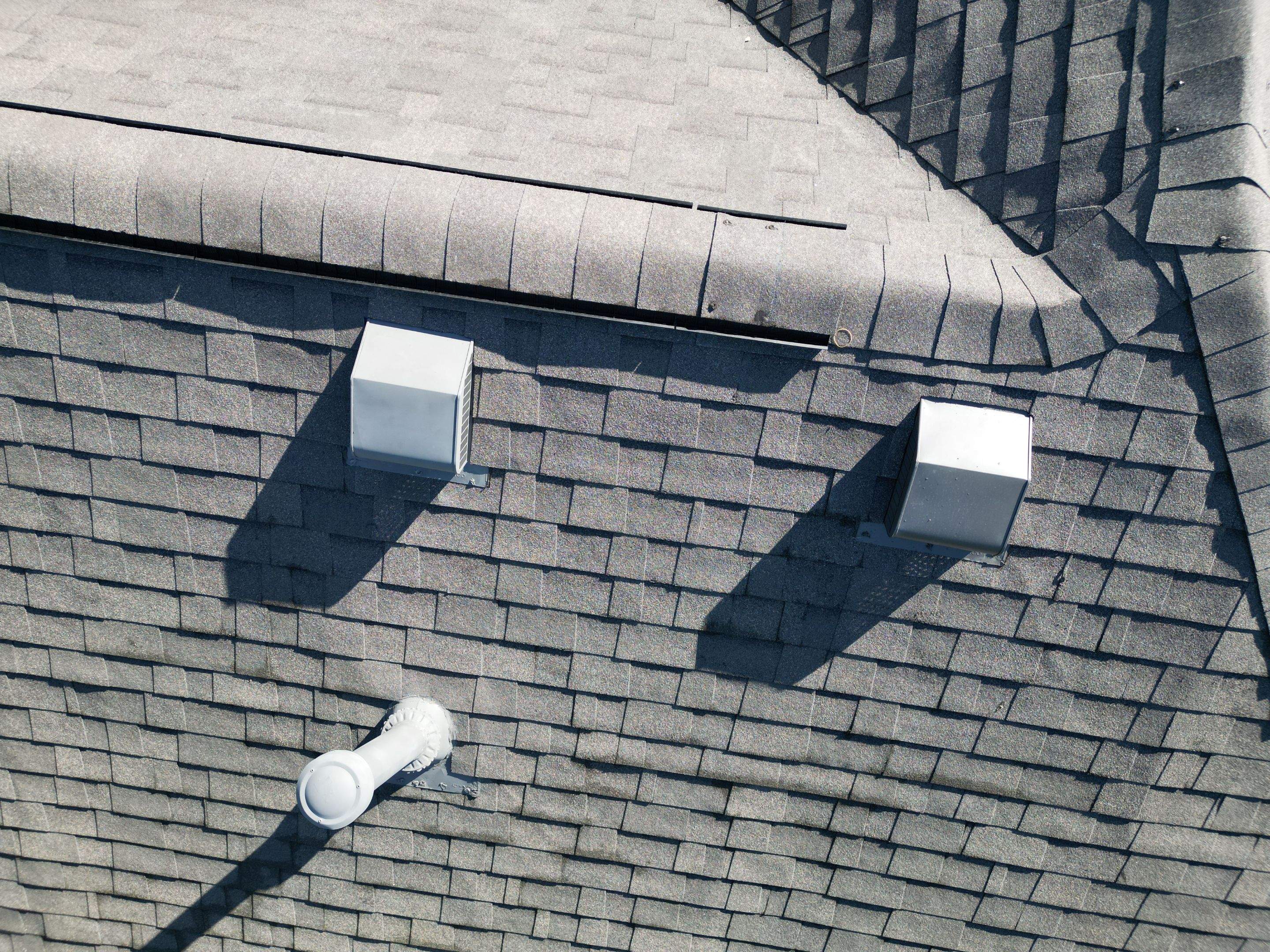 Weathered Wood - Malarkey Highlander by RoofsOnly.com