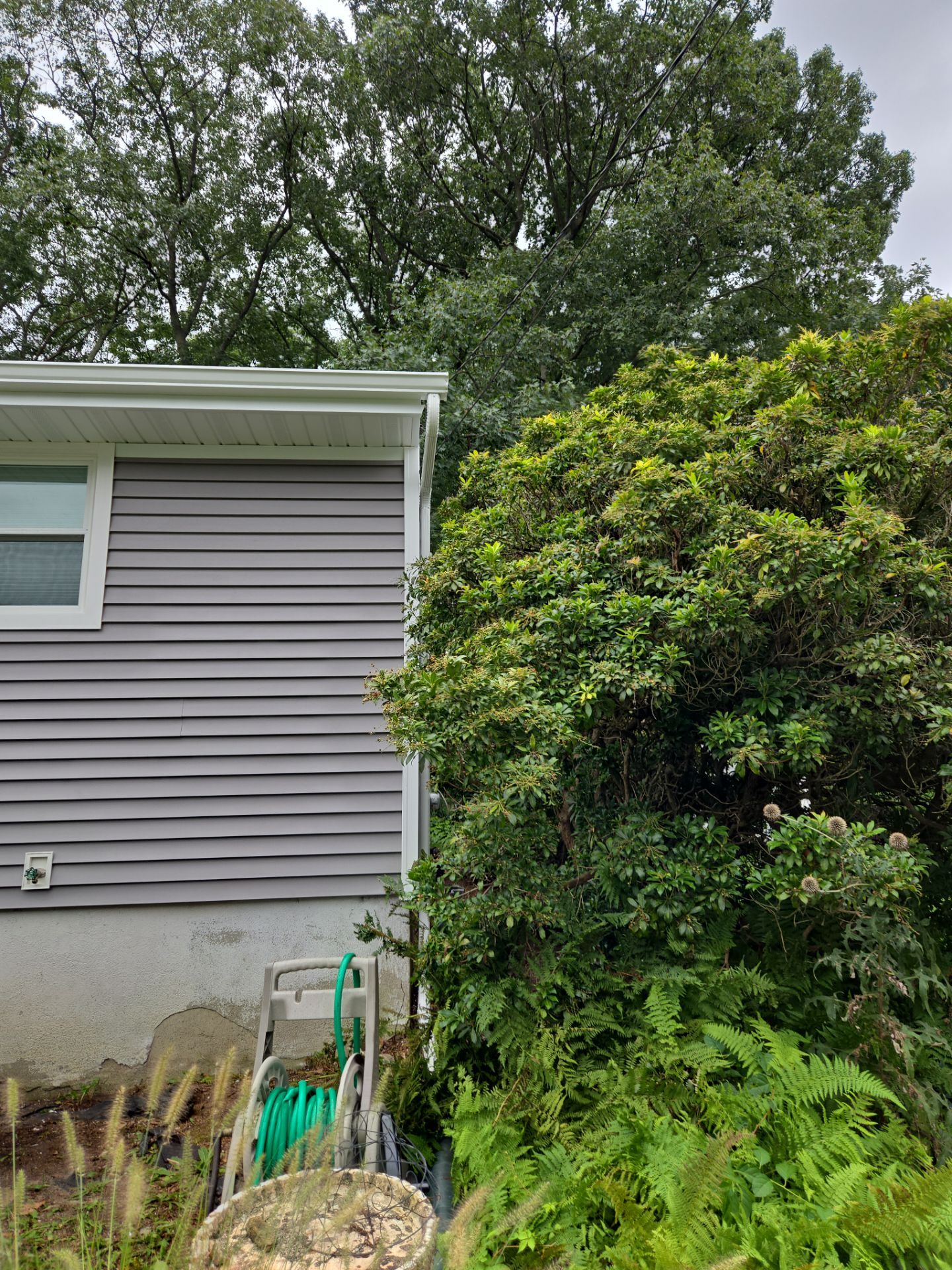 Siding Installation using CertainTeed Monogram Vinyl Siding - D4 - Granite Gray by A Plus Exterior