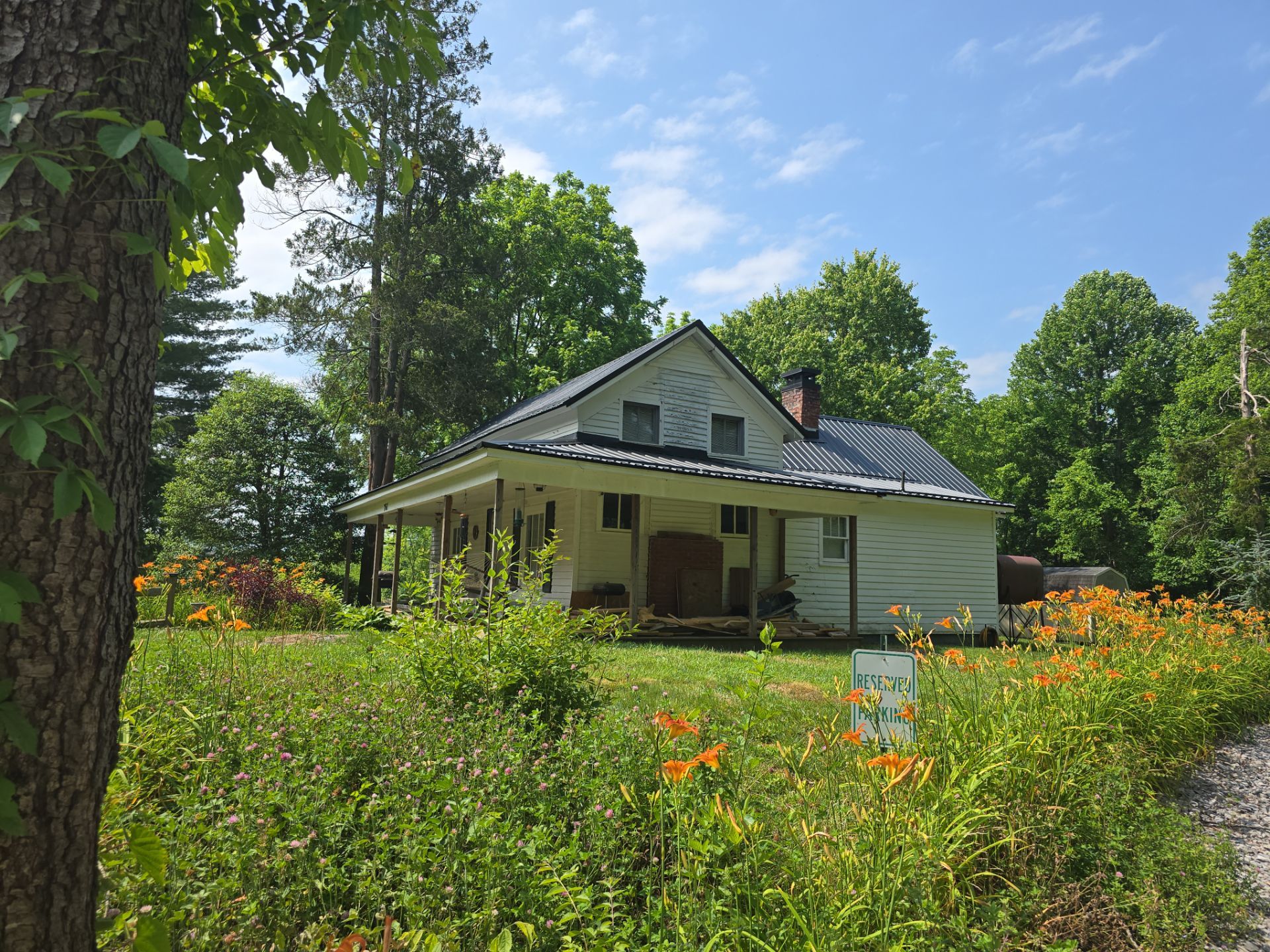 Ferenz Residence by Omnia Roofing