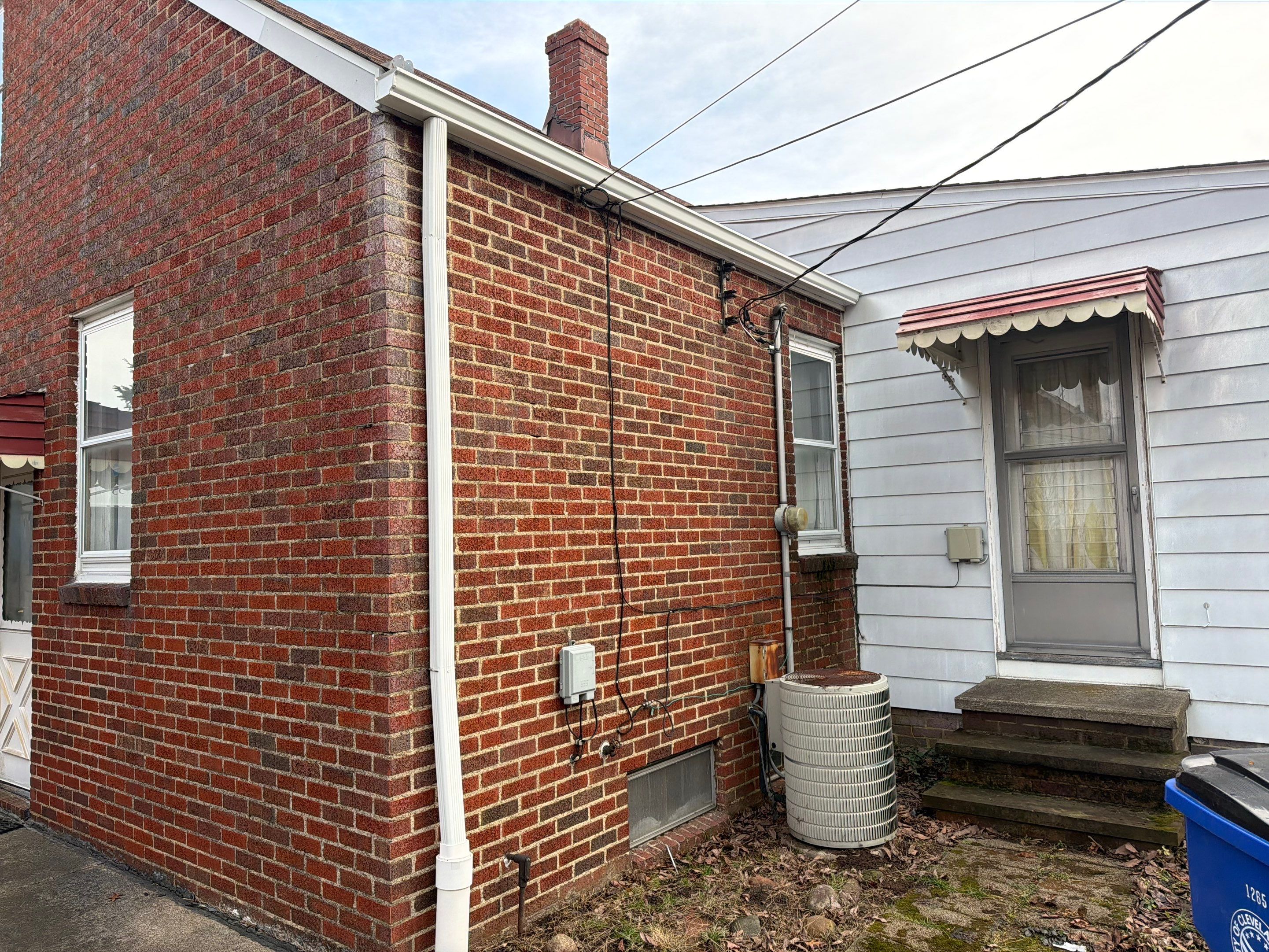 Gutter Repair by Homestyle in Cleveland by Homestyle Home Improvements (HHI)