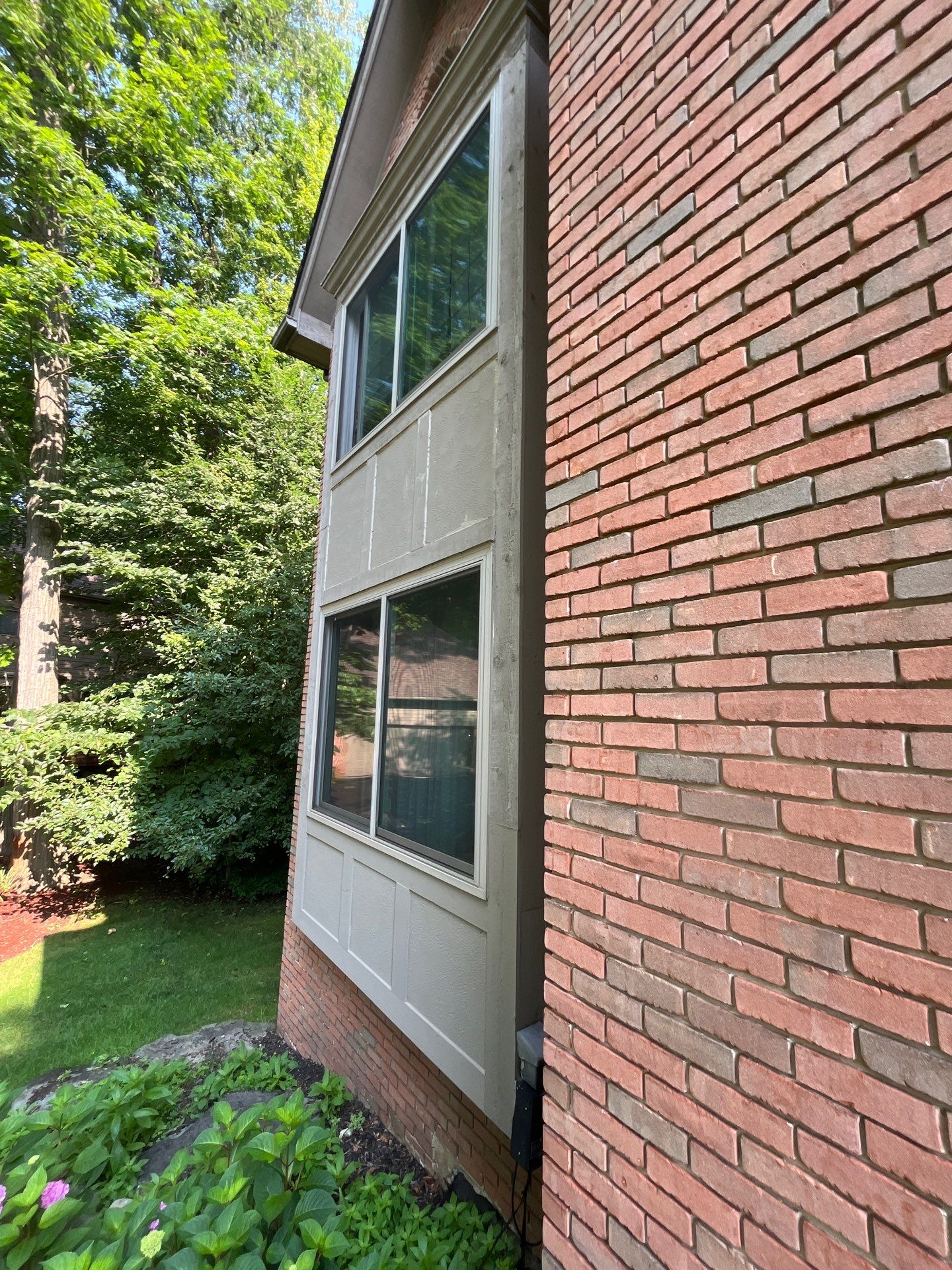 Siding Replacement using Alside S7 Cedar Mill Grain Cape Cod Grey by 180 Contractors