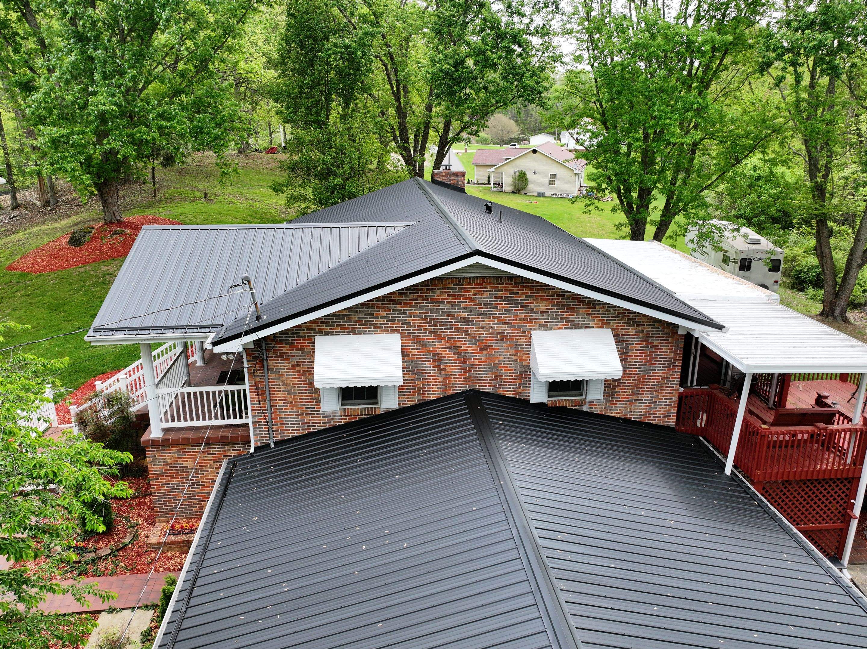 Whittaker Residence by Omnia Roofing