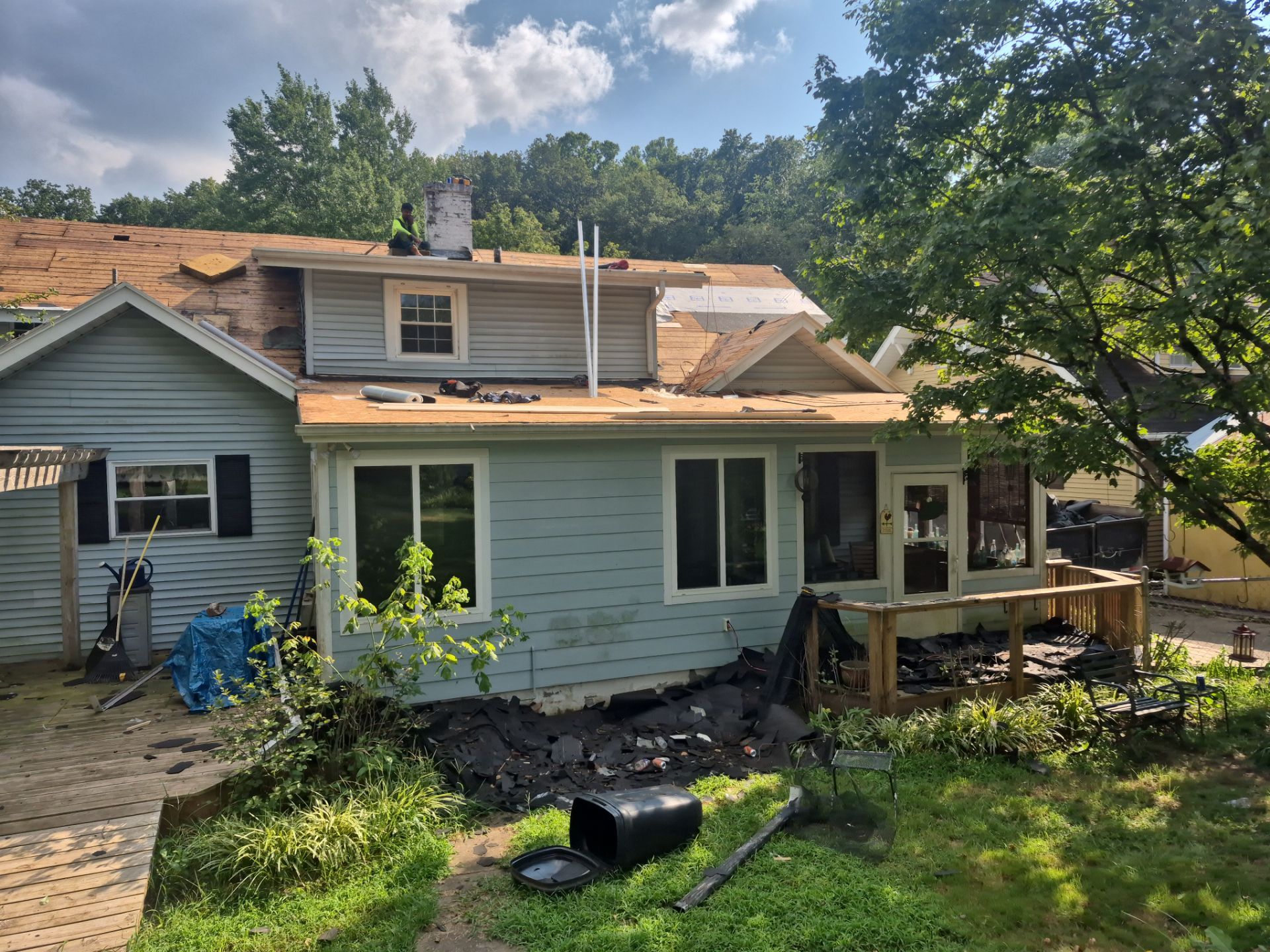 IKO Dynasty Granite Black Roof Replacement – Nitro WV by Mr. Roofer