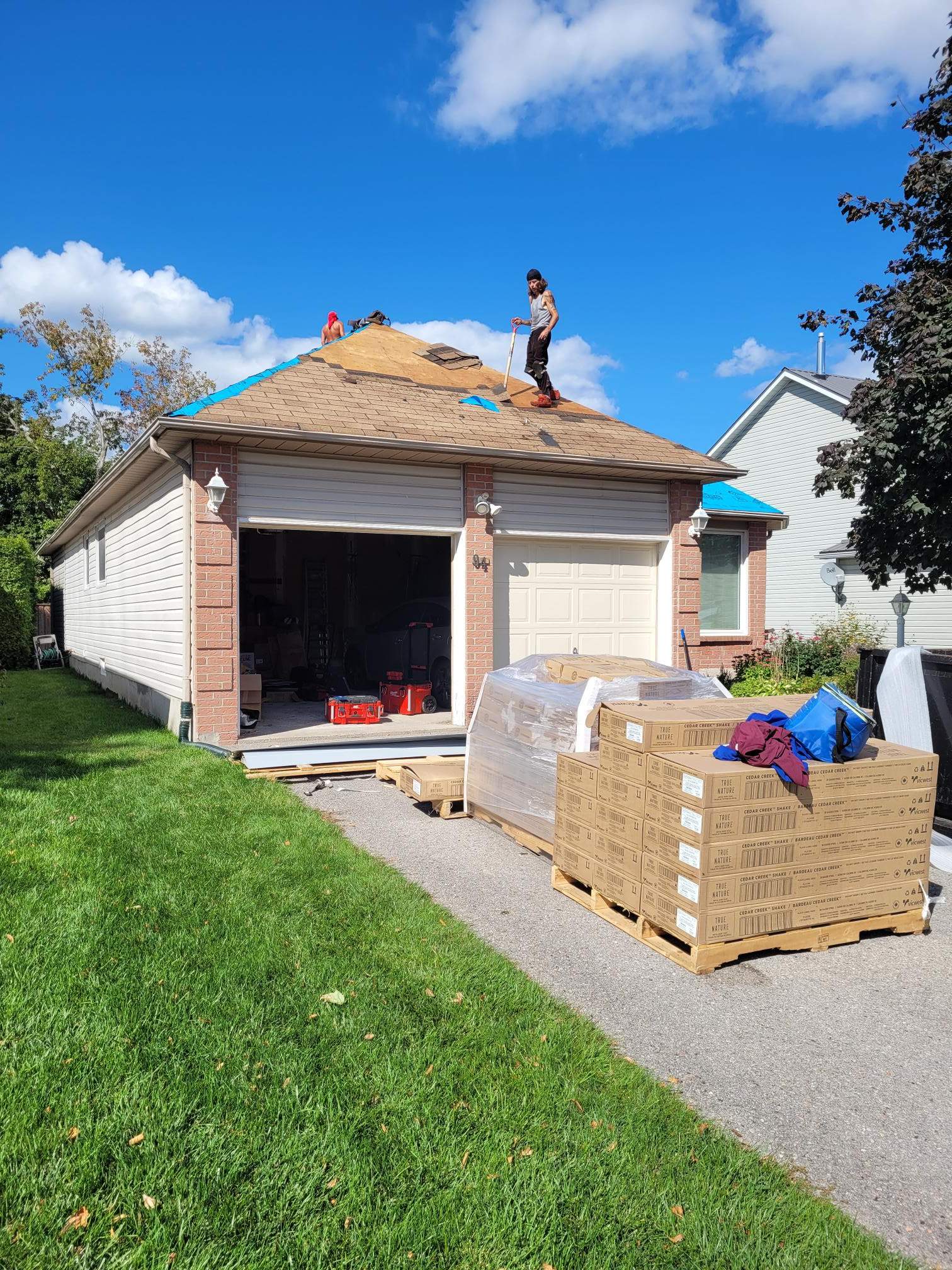 Residential Roofing Installation using Vic West True Nature Ridge Slate Silver Springs by Jay Carter Roofing & Sheet Metal