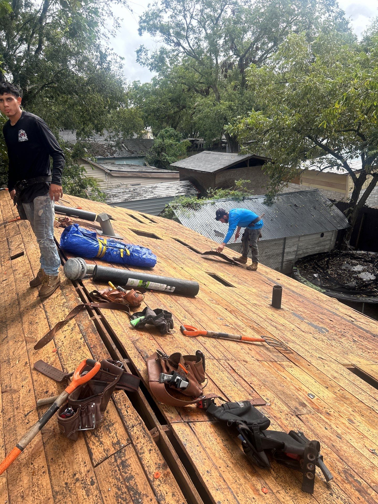 Residential Roofing Installation using Owen's Corning Duration (Lifetime) Shingles by Roof Repair Company