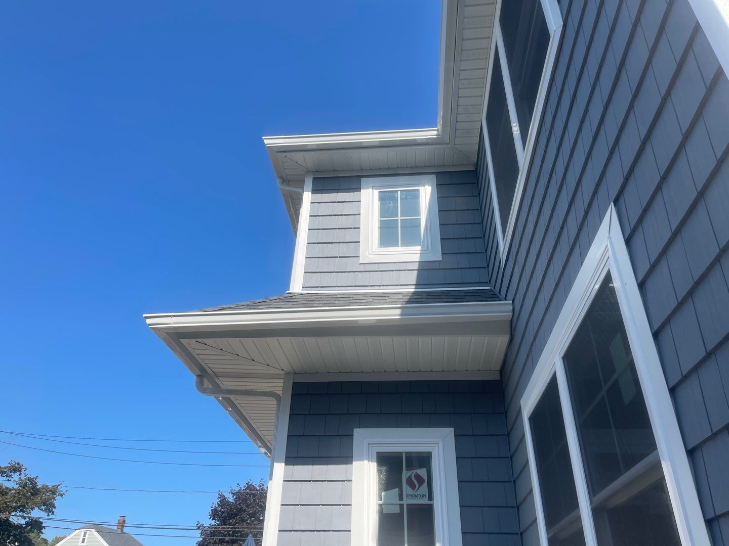 Residential Roofing Installation using Owens Corning TruDefinition Duration - Estate Gray & Flagstone Cedar Impressions by A Plus Exterior