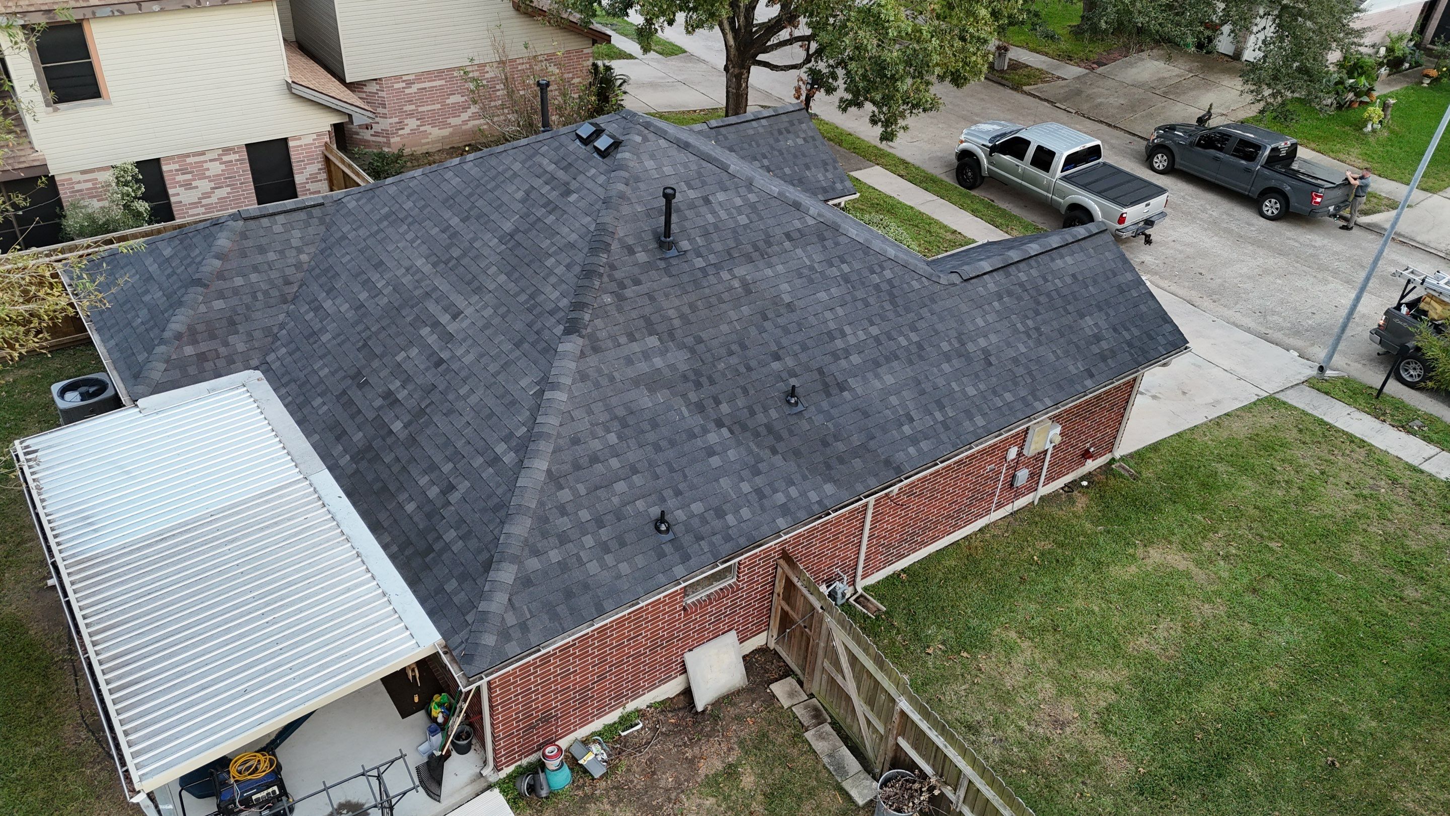 Baytown Roof Replacement by Modern BYLT Roofing & Construction