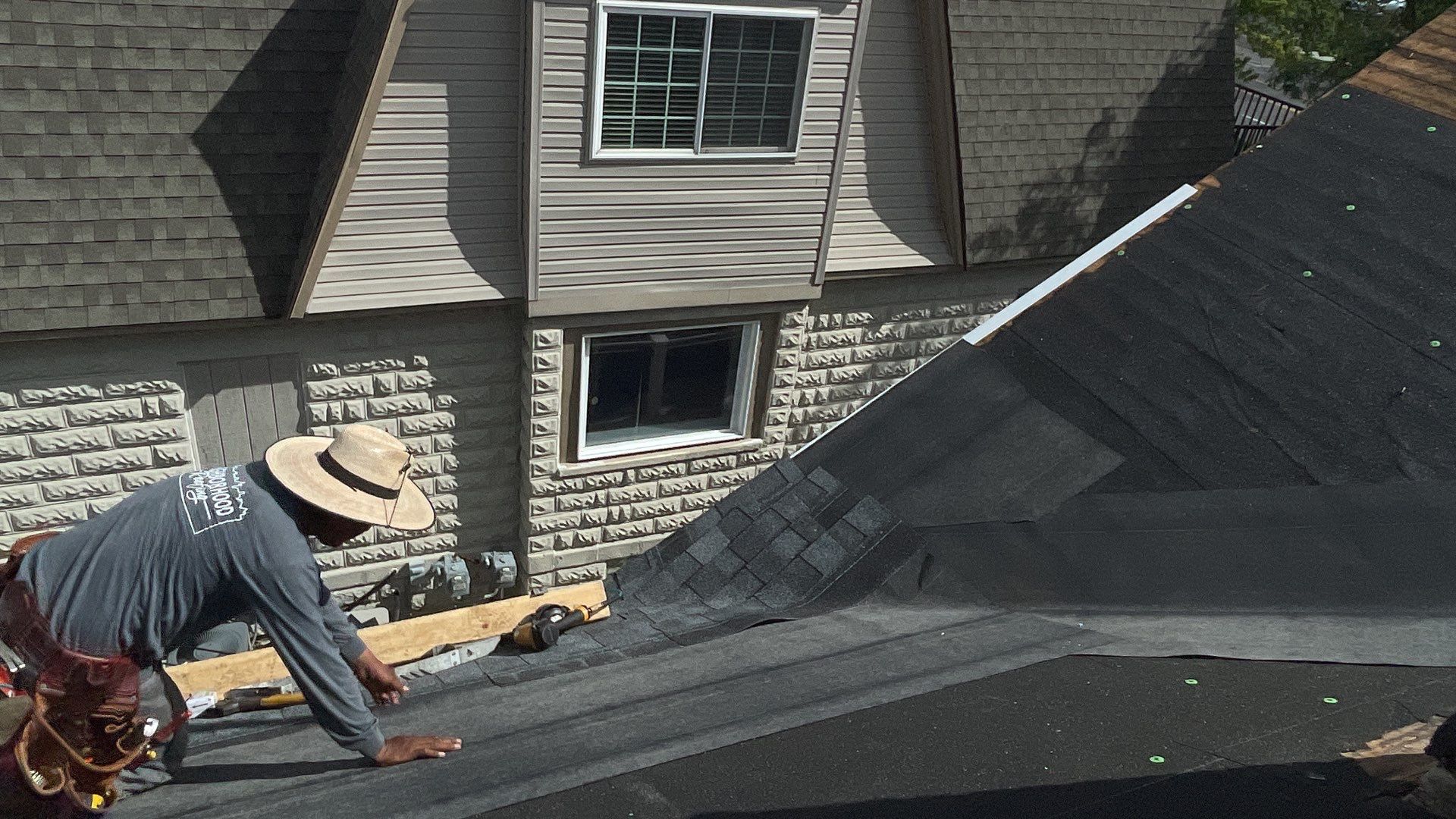 Roof Replacement using CertainTeed Landmark by 180 Contractors