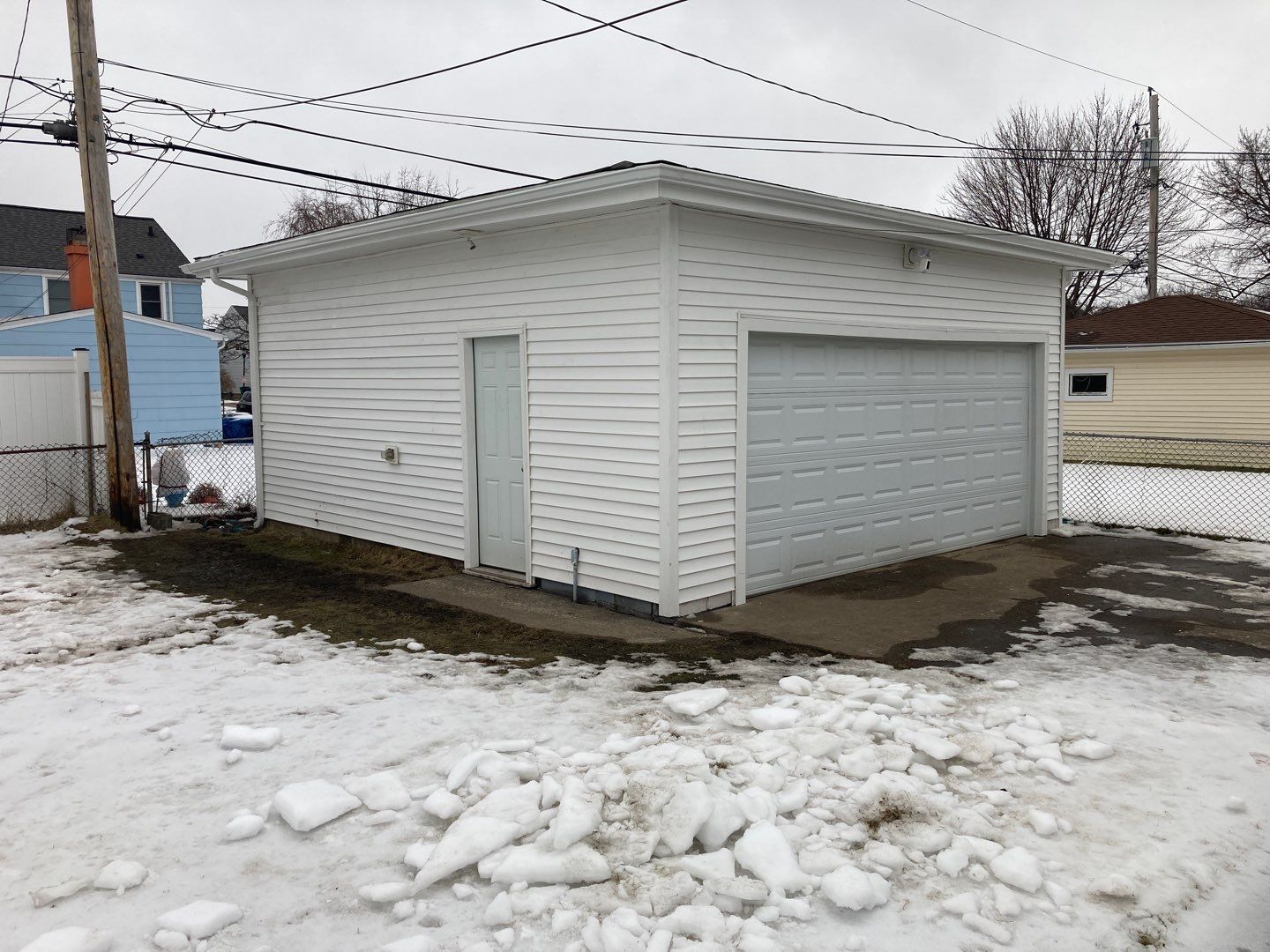 Garages by Ivy Lea Construction