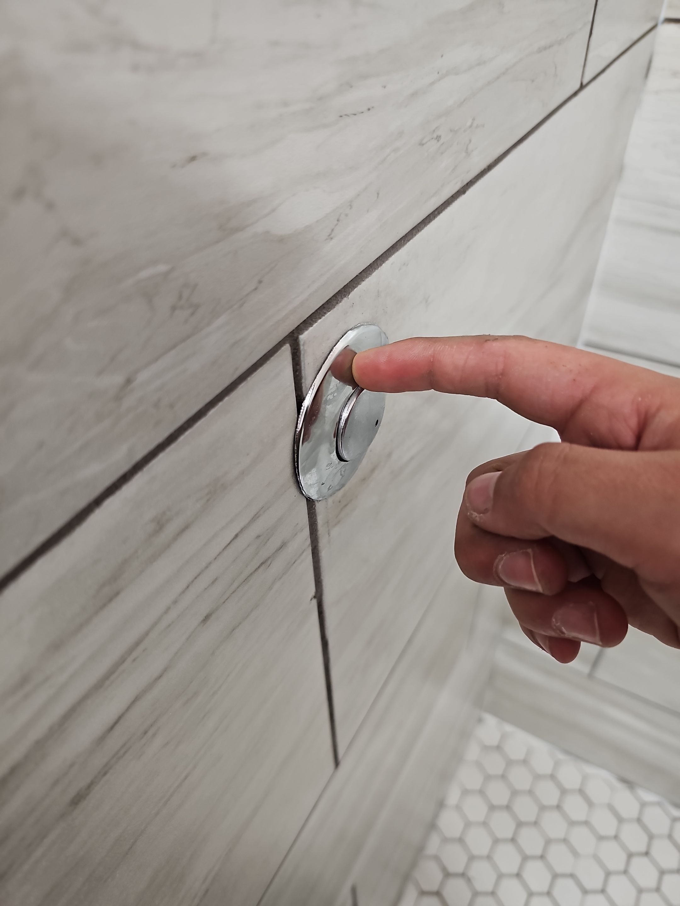 Showers & Storage by EL-GC LLC 