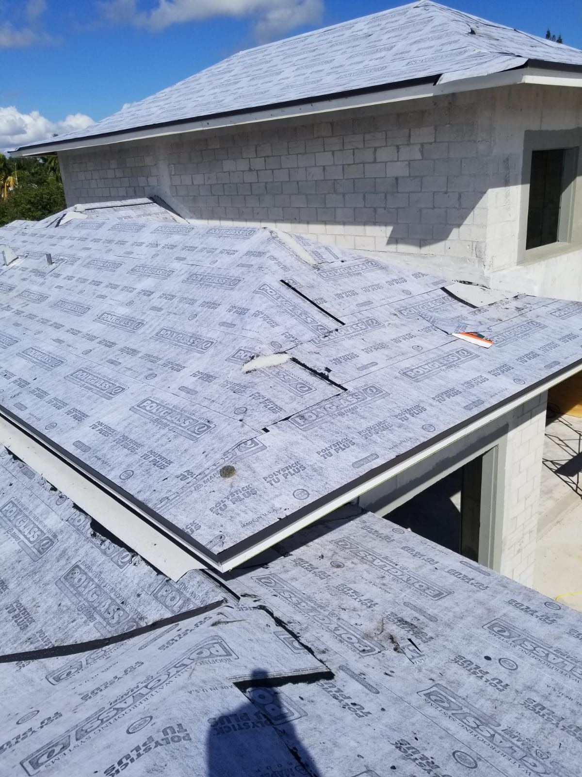Crown Windsor Slate - Charcoal Black Color by Istueta Roofing