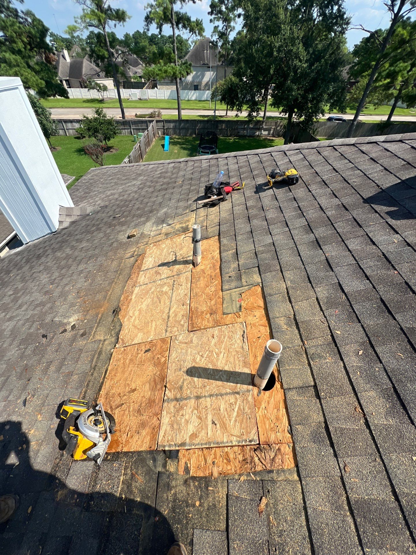 Hail Damage using Owen's Corning Duration (Lifetime) Shingles by Roof Repair Company
