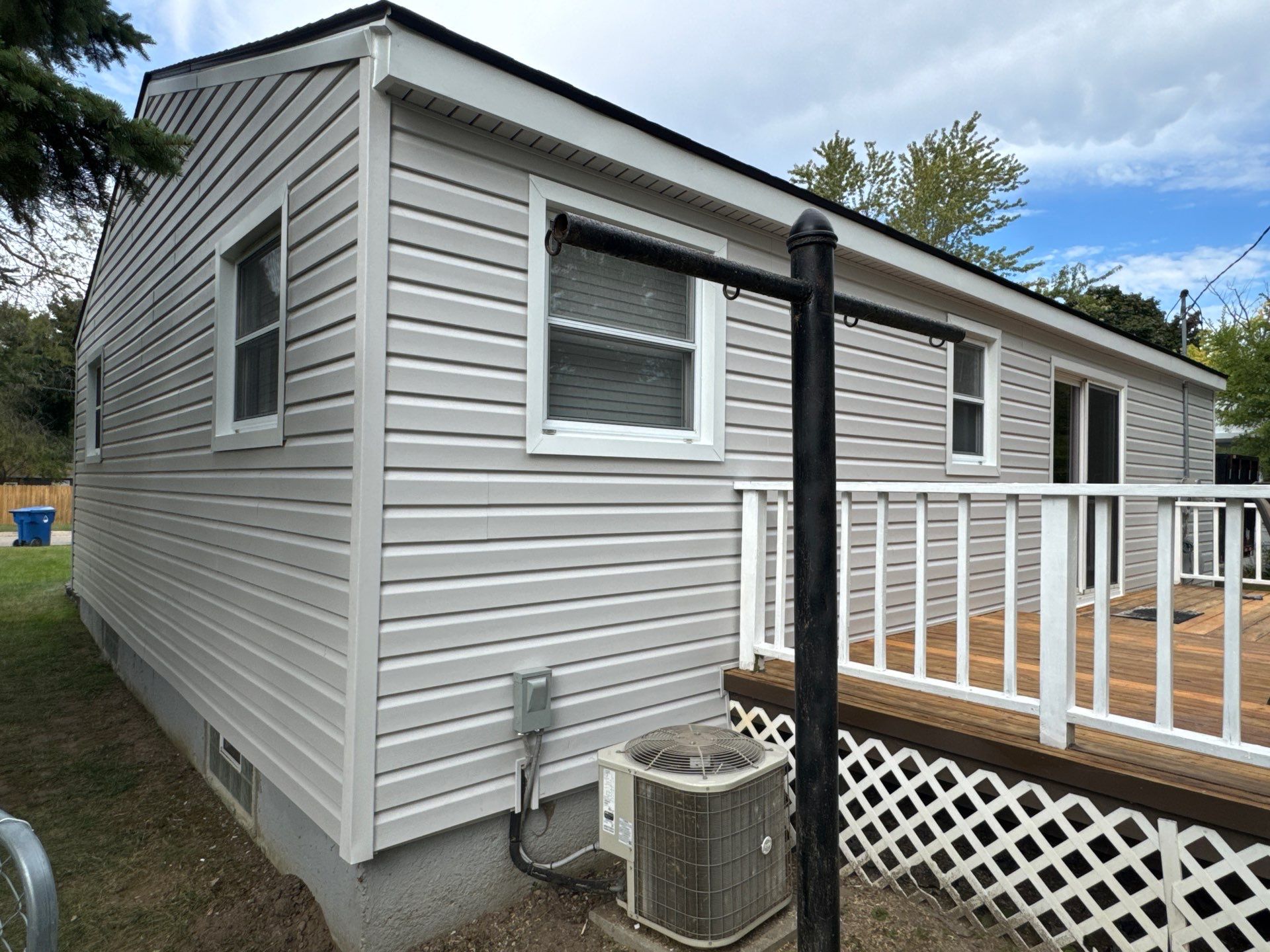 Siding Replacement using Alside D5" Platinum Grey by 180 Contractors