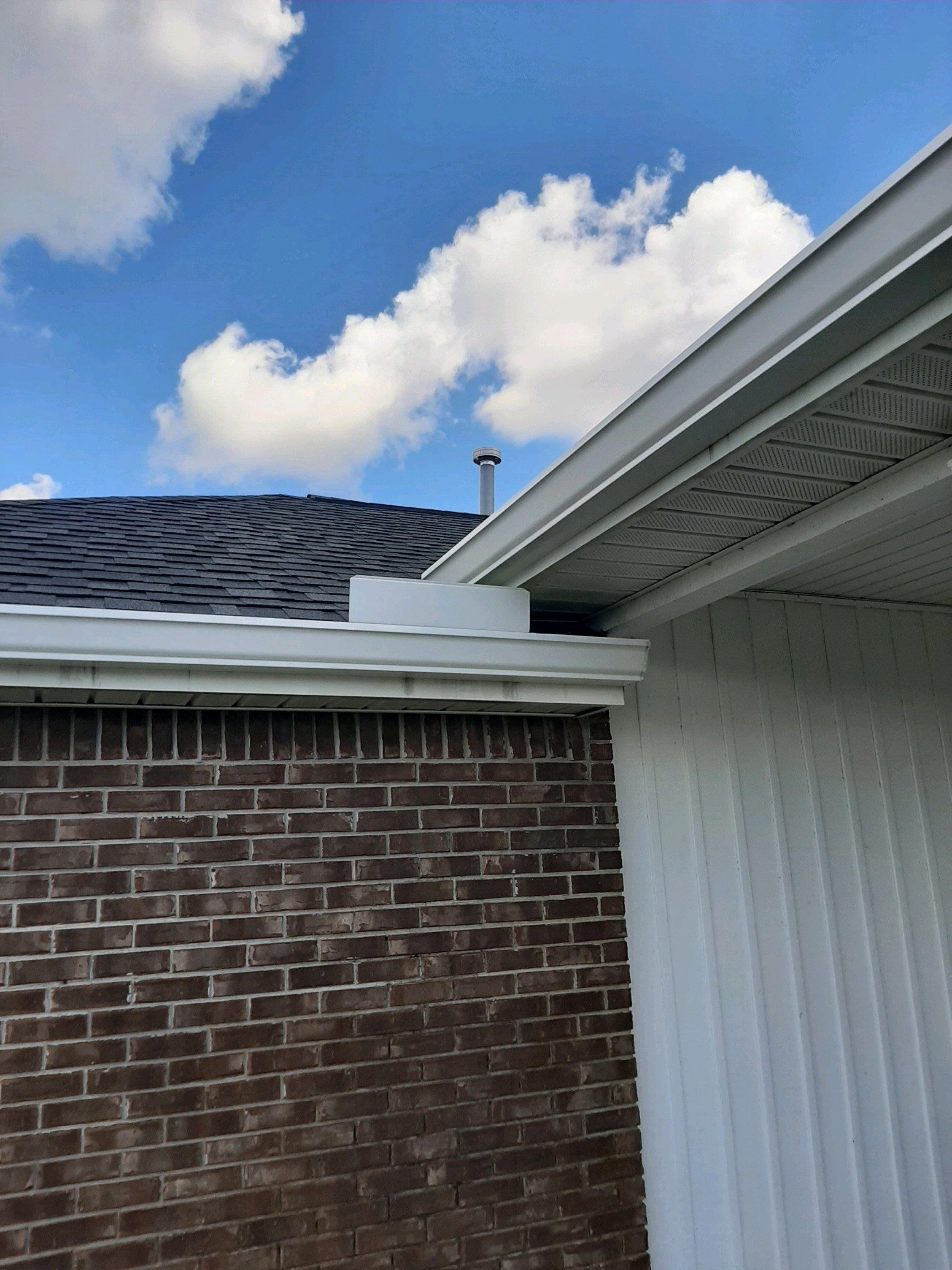 Gutter Installation using K-Style Seamless Gutters by Gutter Professors