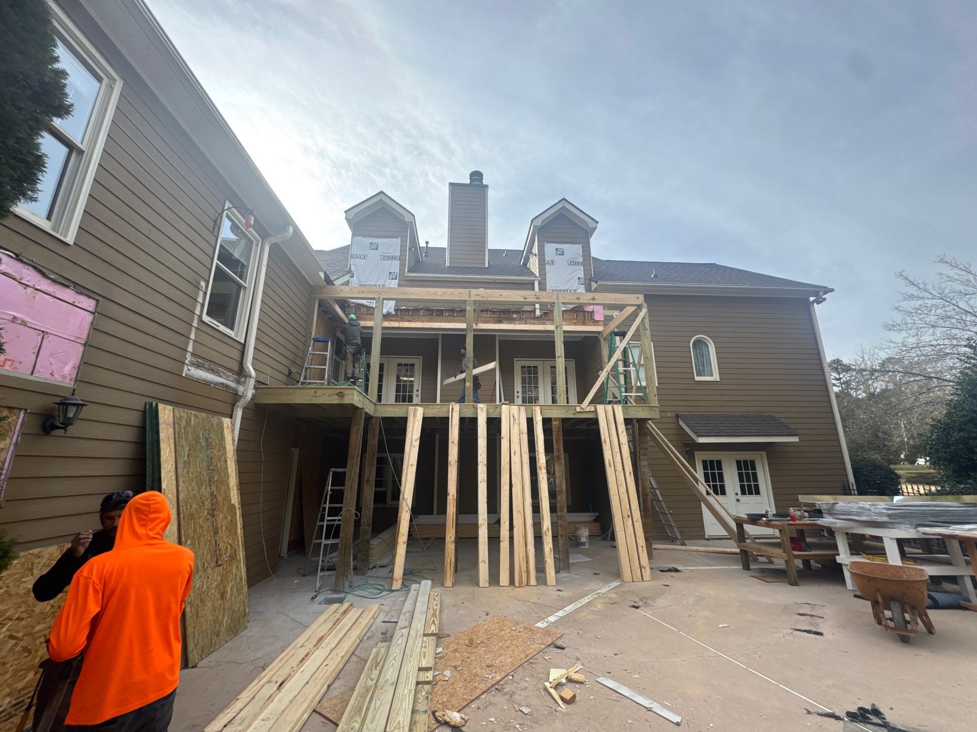 Elevated Deck and Screened-In Porch Replacement in Powder Springs by Swift Home Renovations