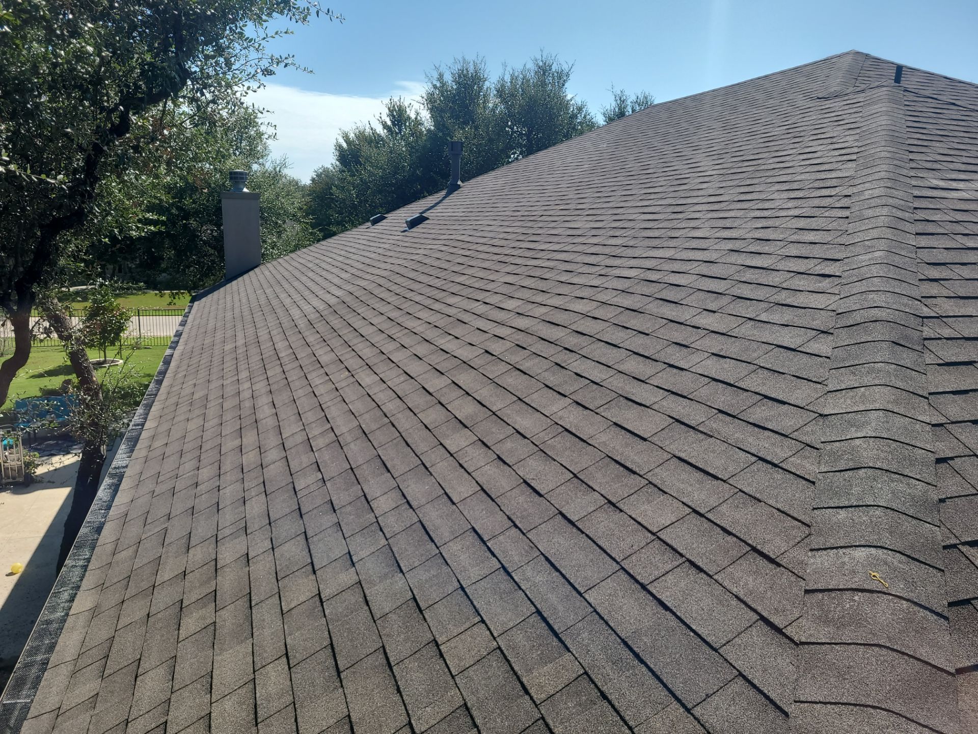 Class IV, Malarkey Vista  by Oakwood Roofing and Construction, LLC