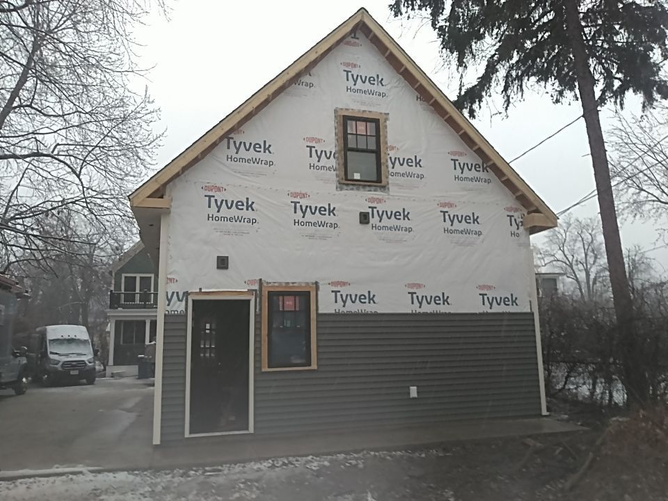 Garage by Ivy Lea Construction