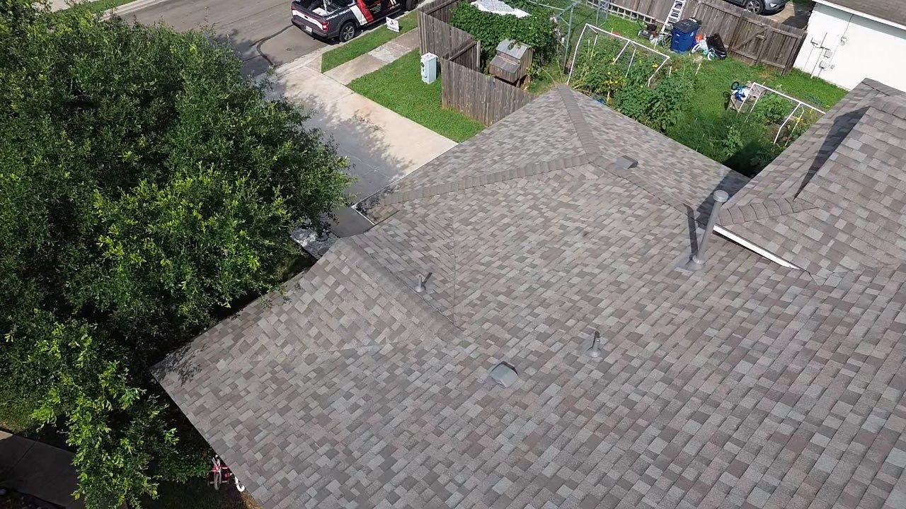 New Driftwood - Owens Corning TruDefinition Duration by RoofsOnly.com