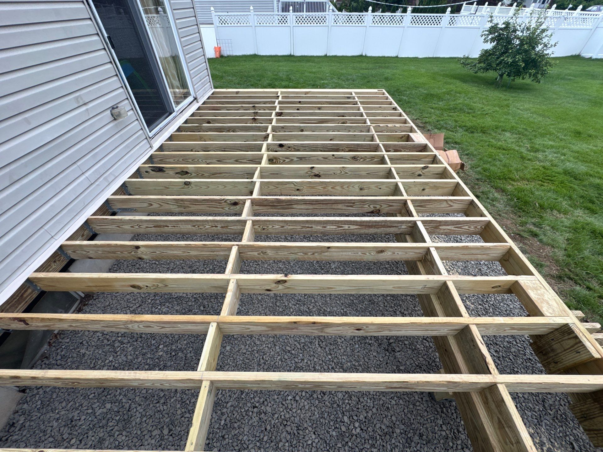 New Deck in North Brunswick Township, New Jersey by deck guardian