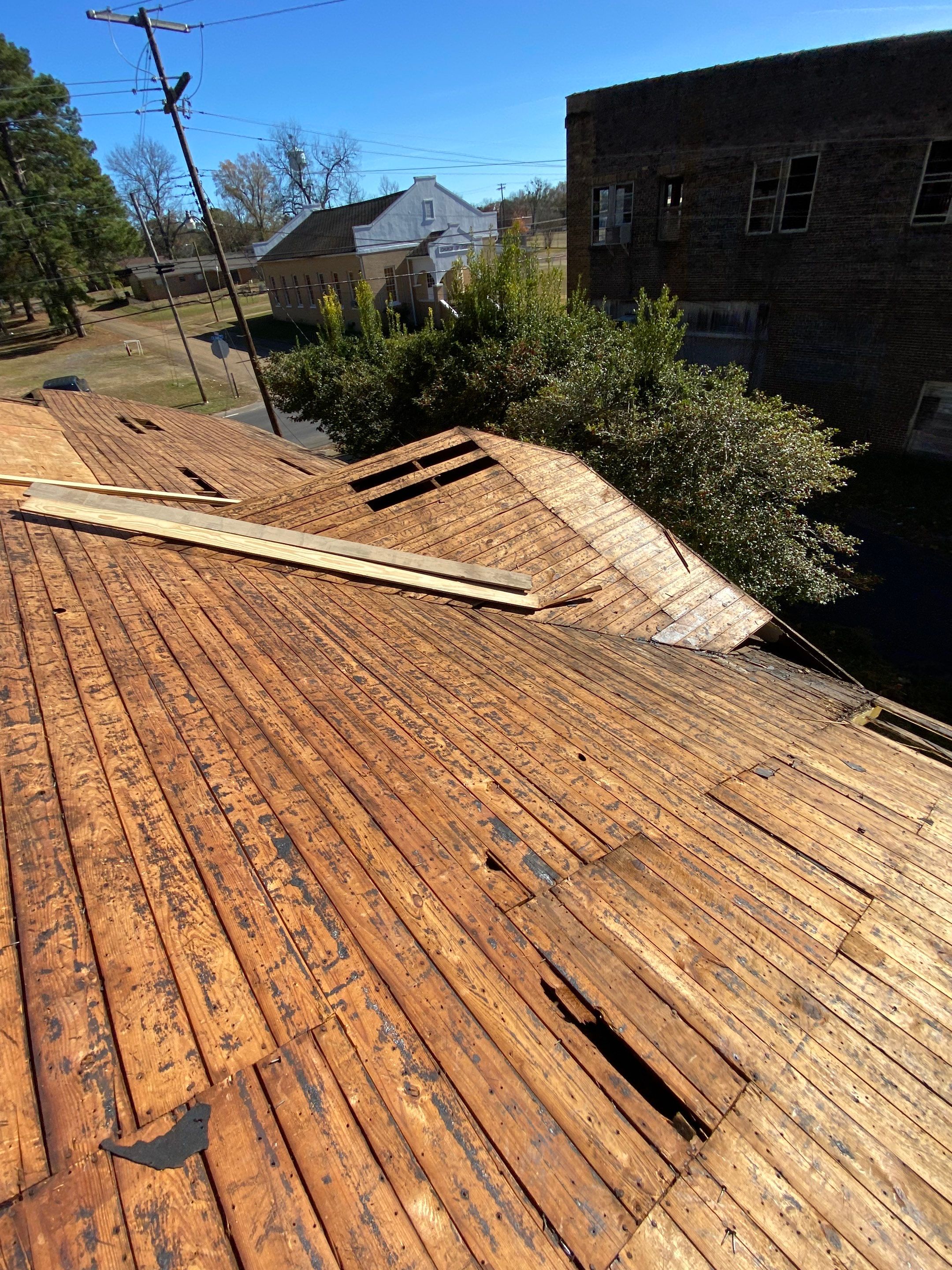 Residential Shingle Reroof using CertainTeed XT25: Resawn Shake by Hostetler Roofing