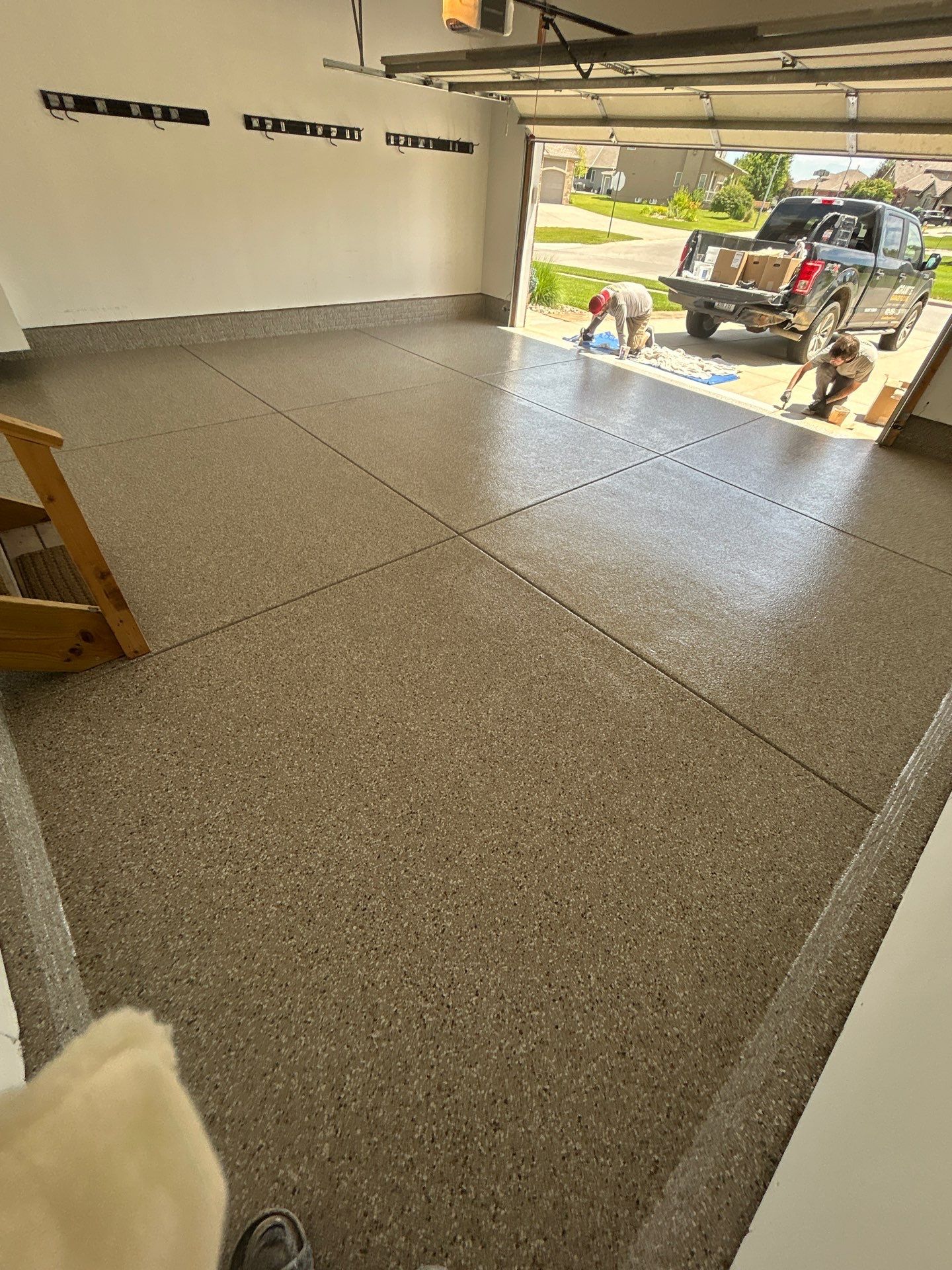 Rae's Creek 1/4" by Granite Garage Floors