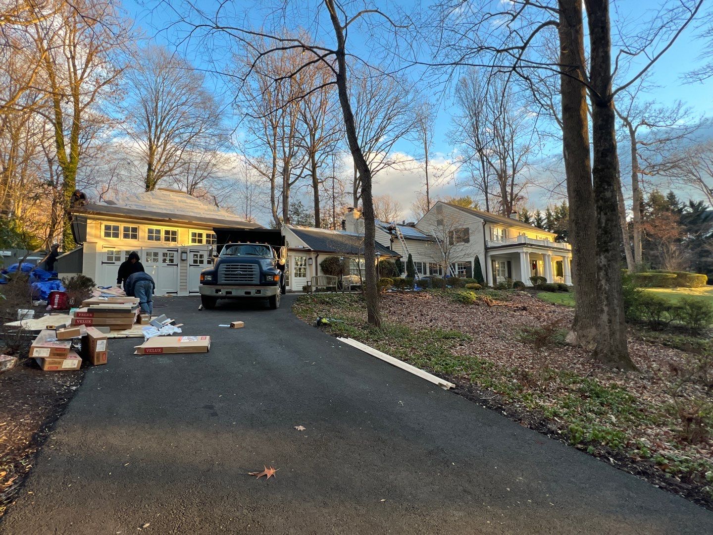 McLean: Certainteed Landmark Pro Designer Shingles in Max Def Charcoal Black by RM Banning, Inc.