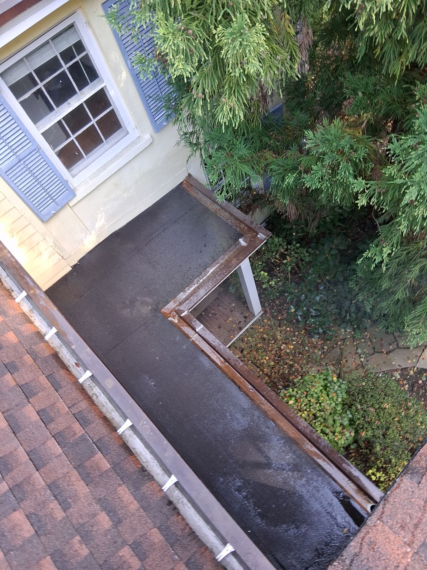 Gutter and Downspout cleaning in Montville New Jersey 07045 by NJ Home Maintenance Services