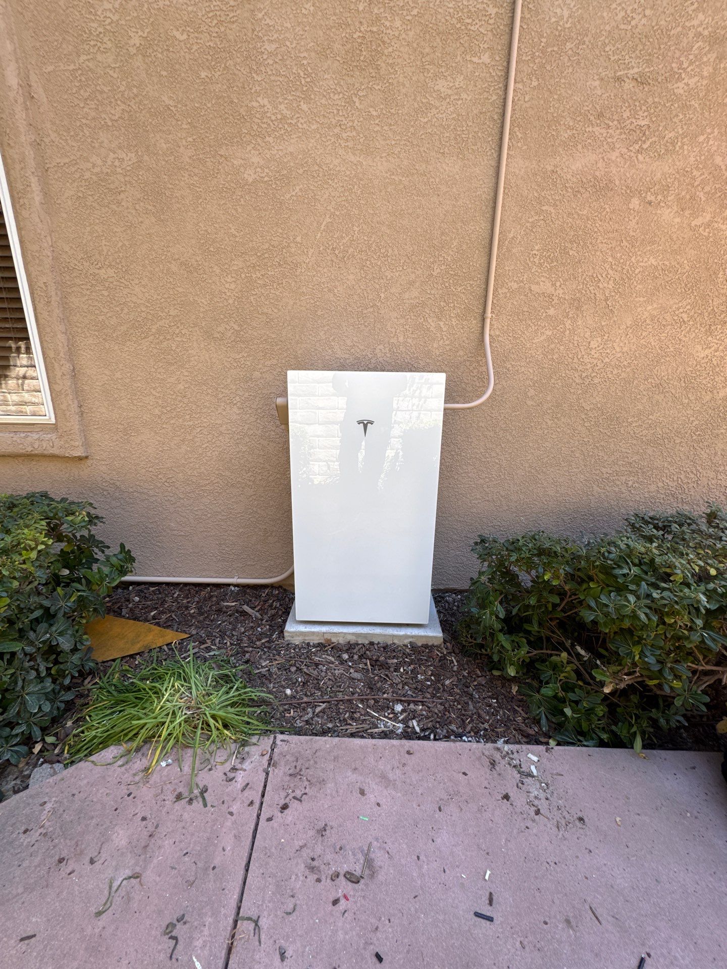Solar and Tesla Powerwall 3 Battery Installation in Thousand Oaks by AWS Solar